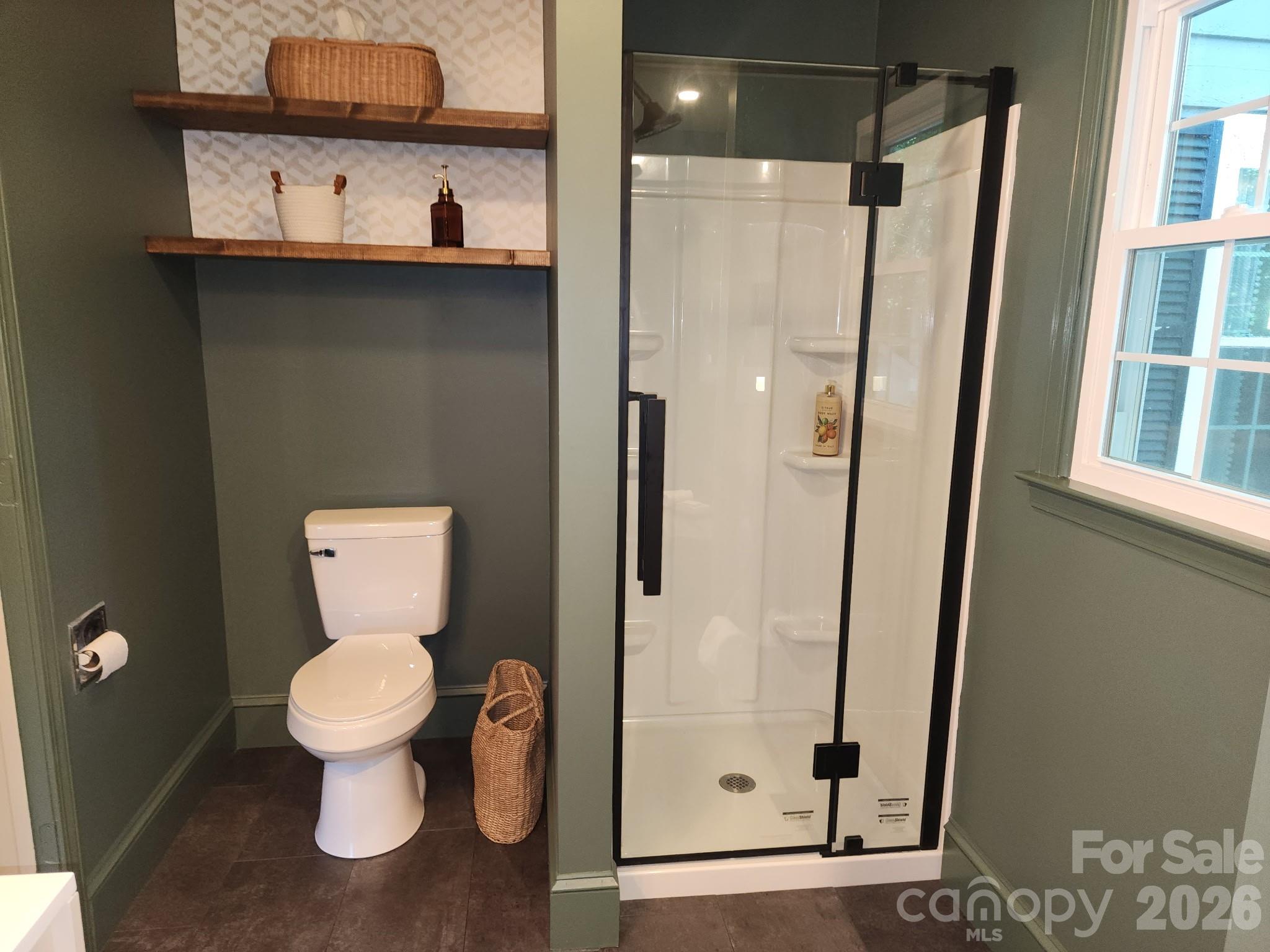 616 E Oakwood Avenue Property Photo 17
