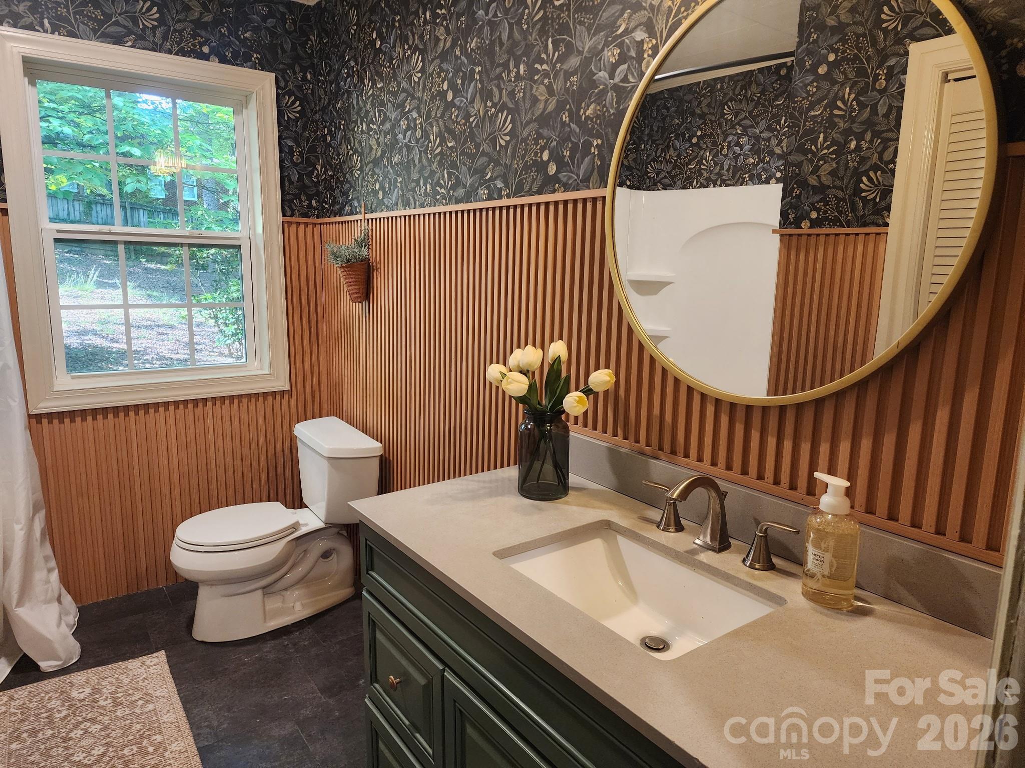 616 E Oakwood Avenue Property Photo 20