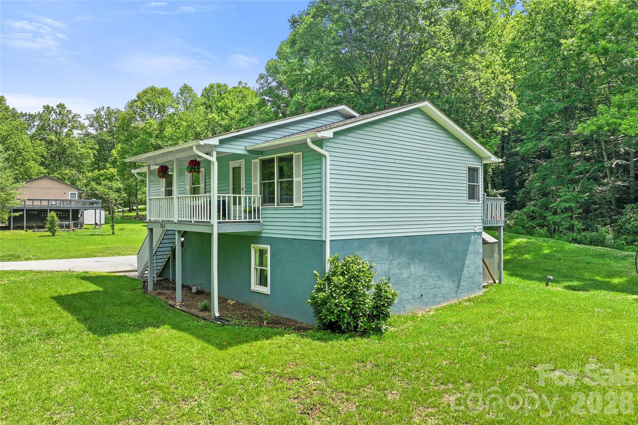 763 Bee Tree Road Property Photo 3