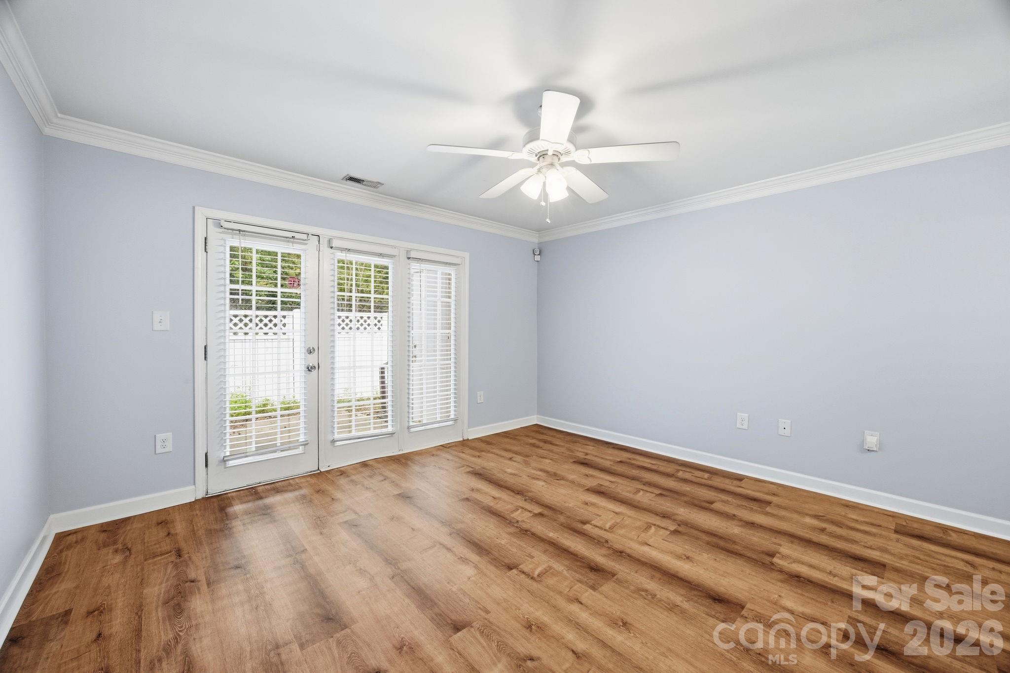1215 Green Oaks Lane I Property Photo 15