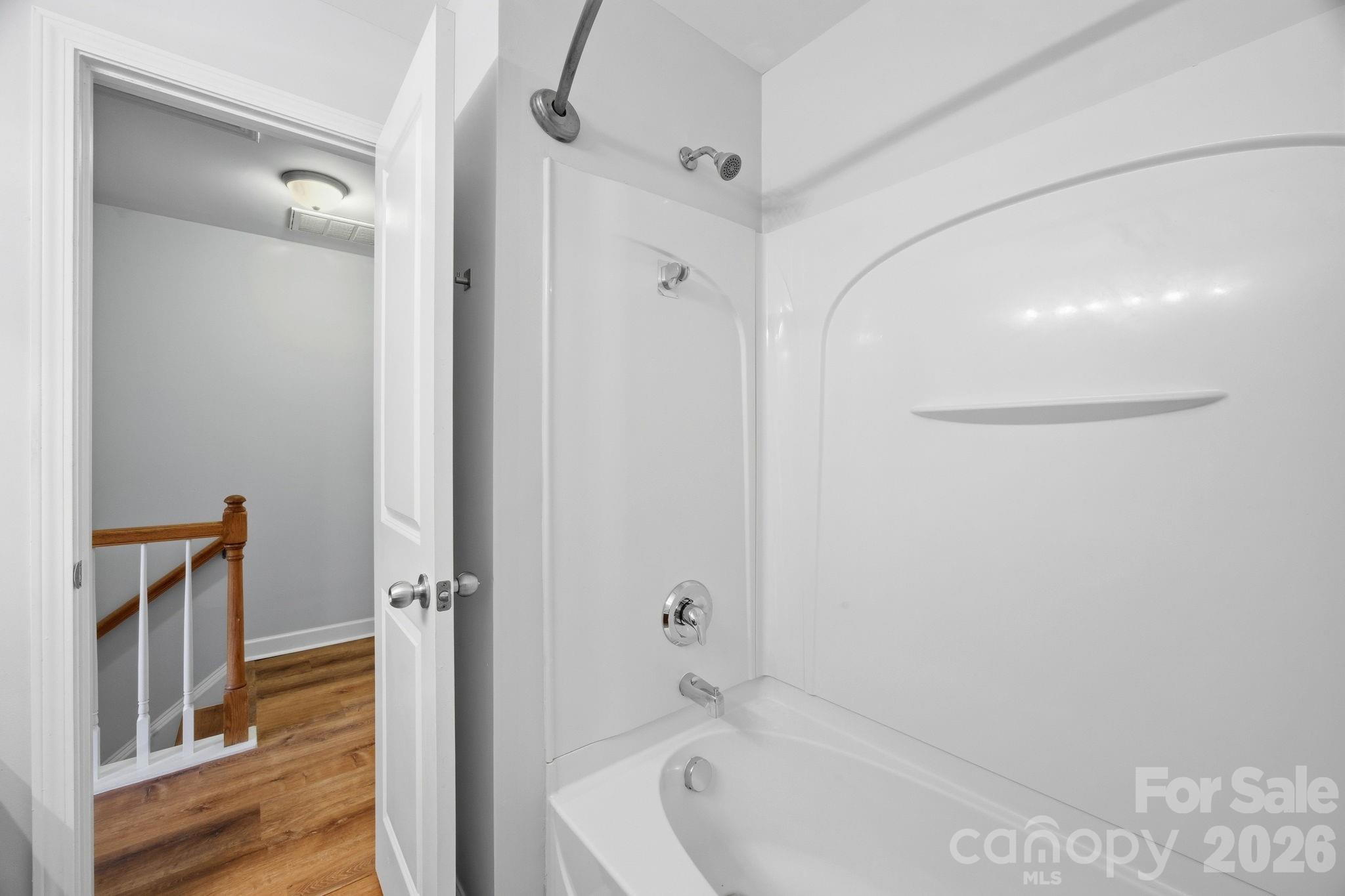 1215 Green Oaks Lane I Property Photo 21