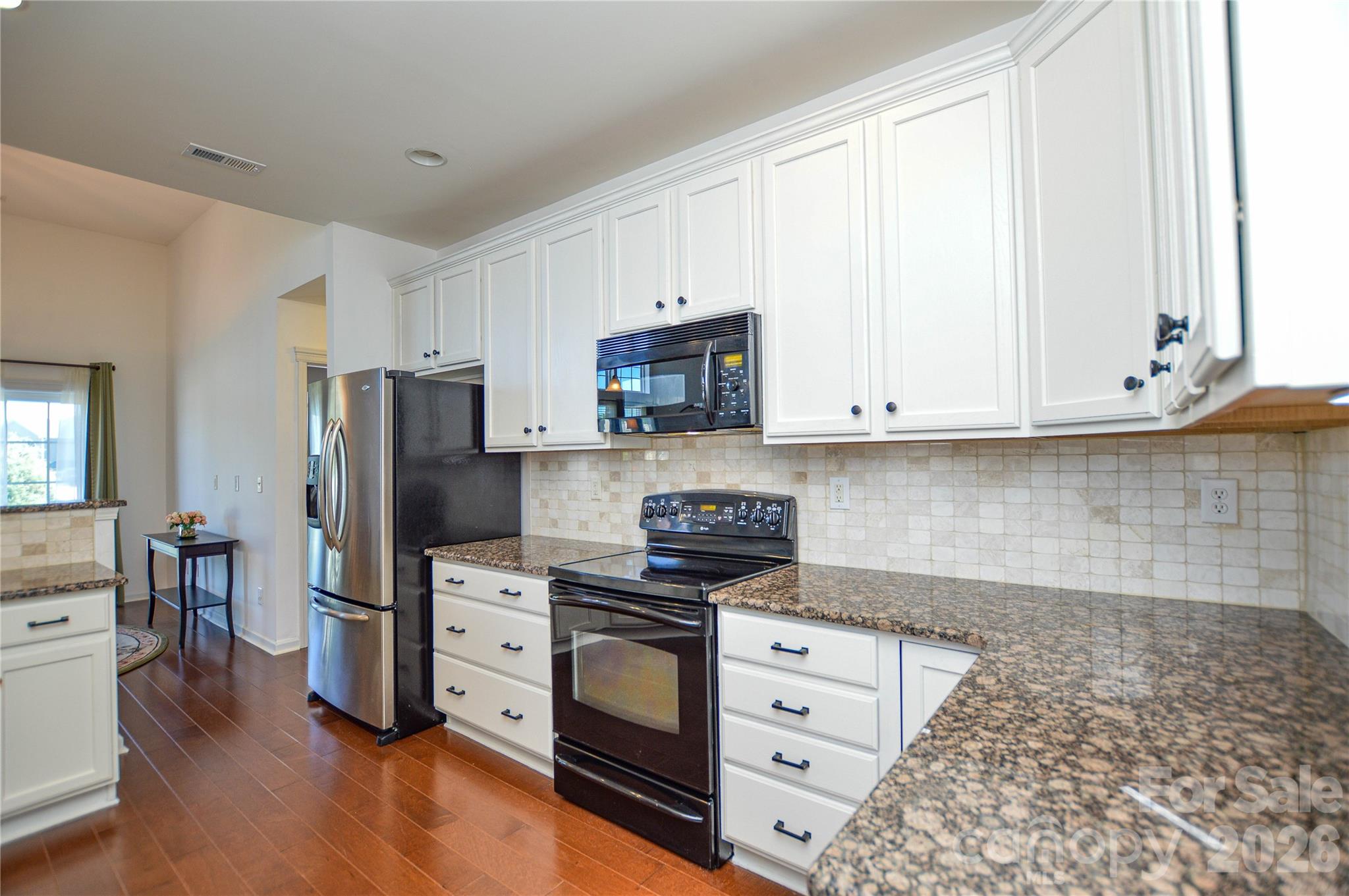 4625 Triumph Drive Property Photo 15