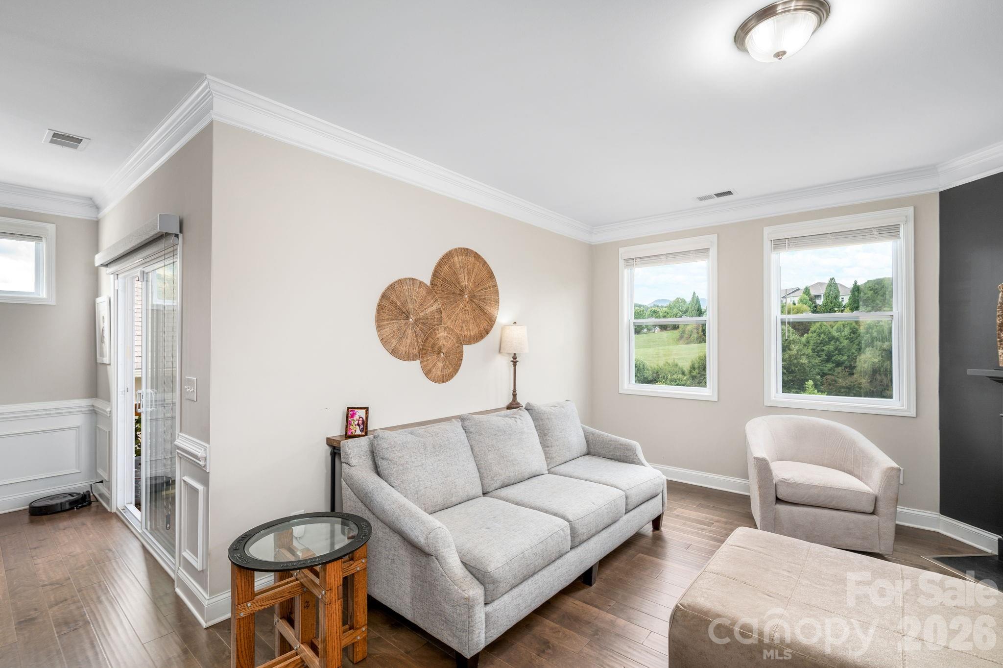 45 Dreambird Drive Property Photo 15