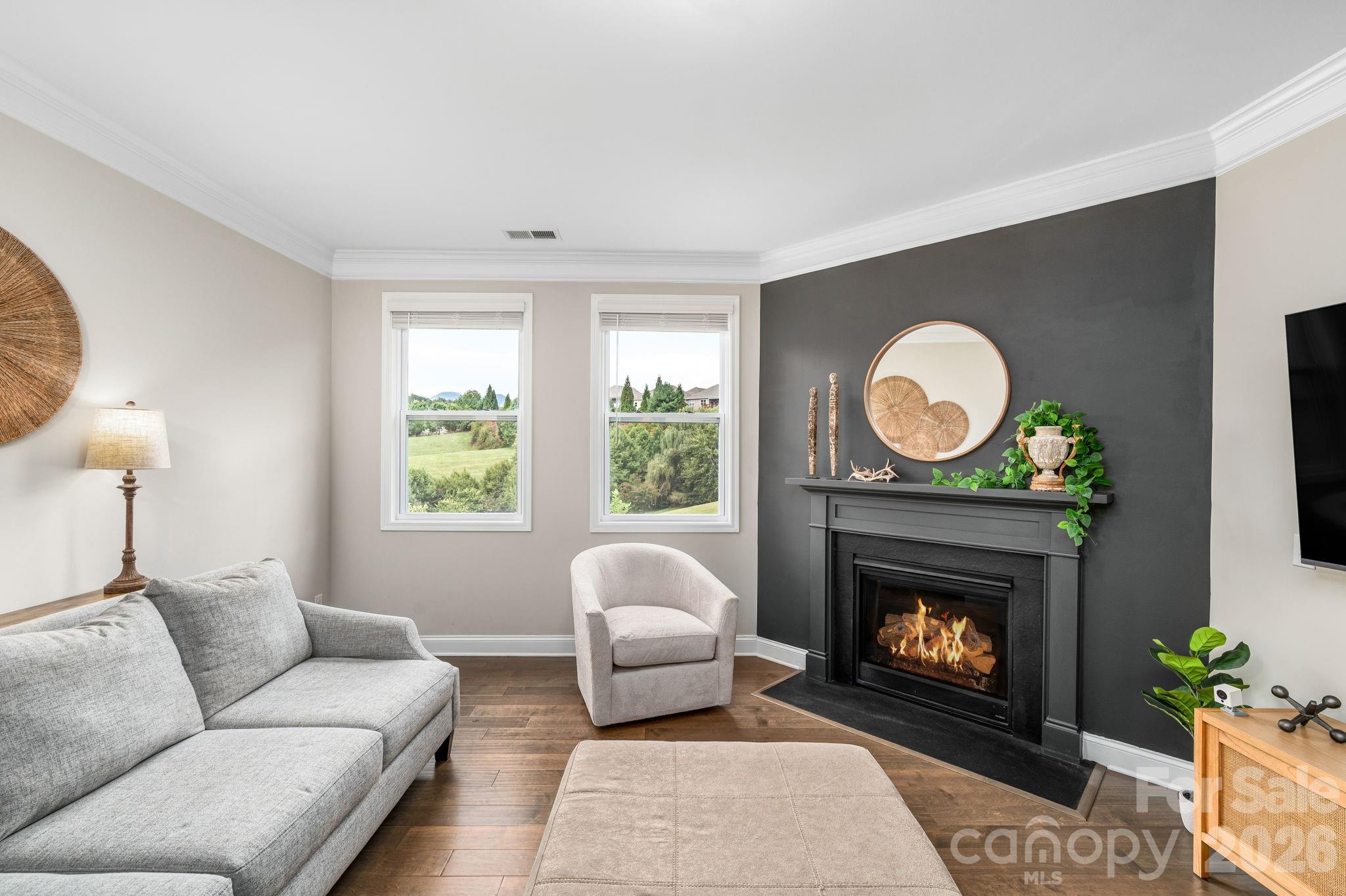 45 Dreambird Drive Property Photo 16