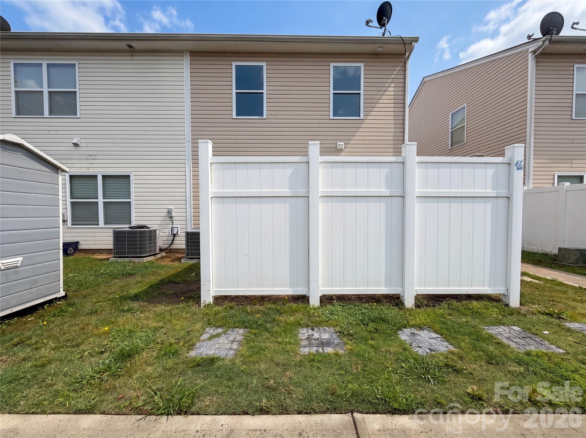 4320 Macey Lane Property Photo 15