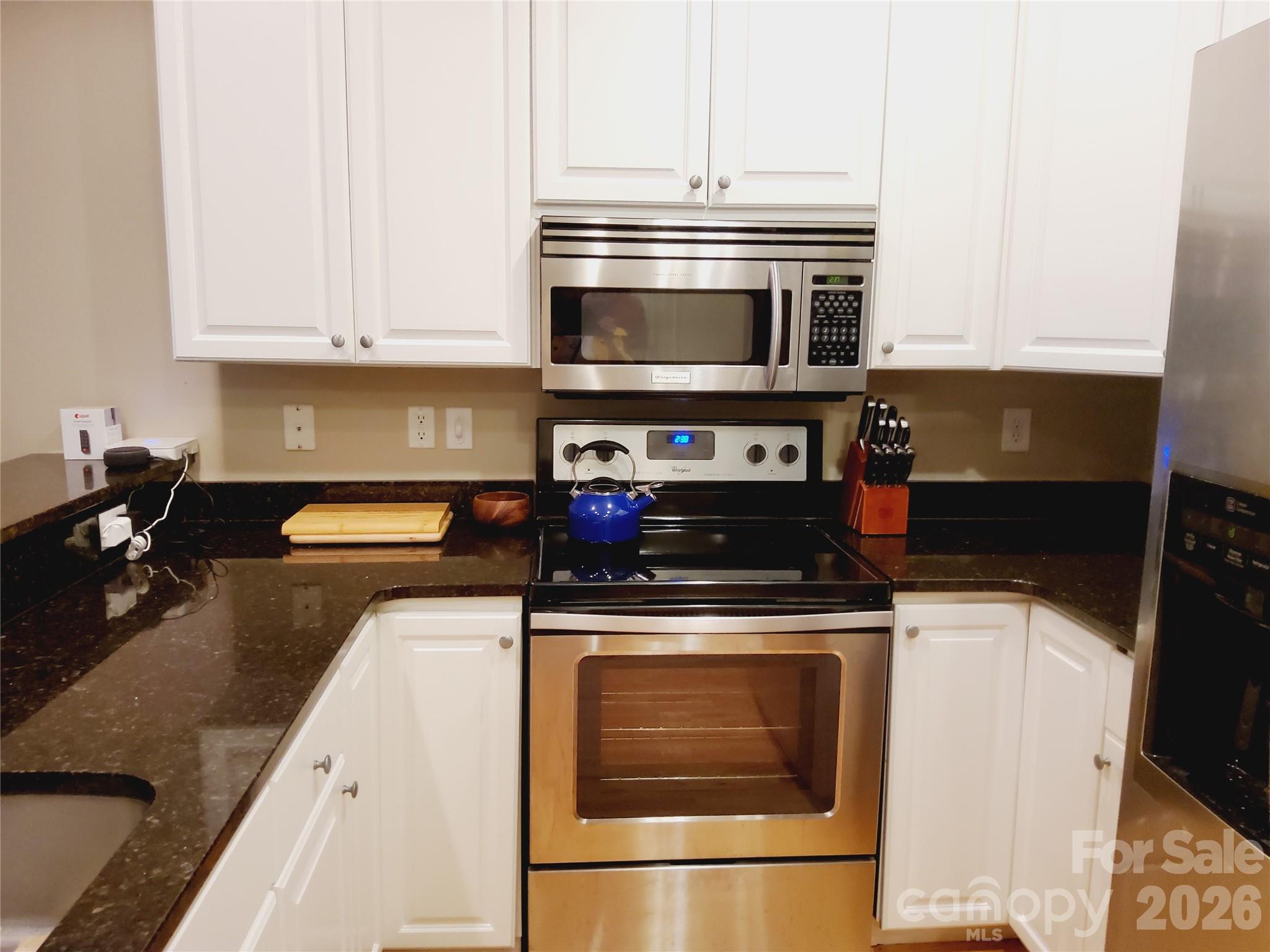 155 S Lexington Avenue 203 Property Photo 21