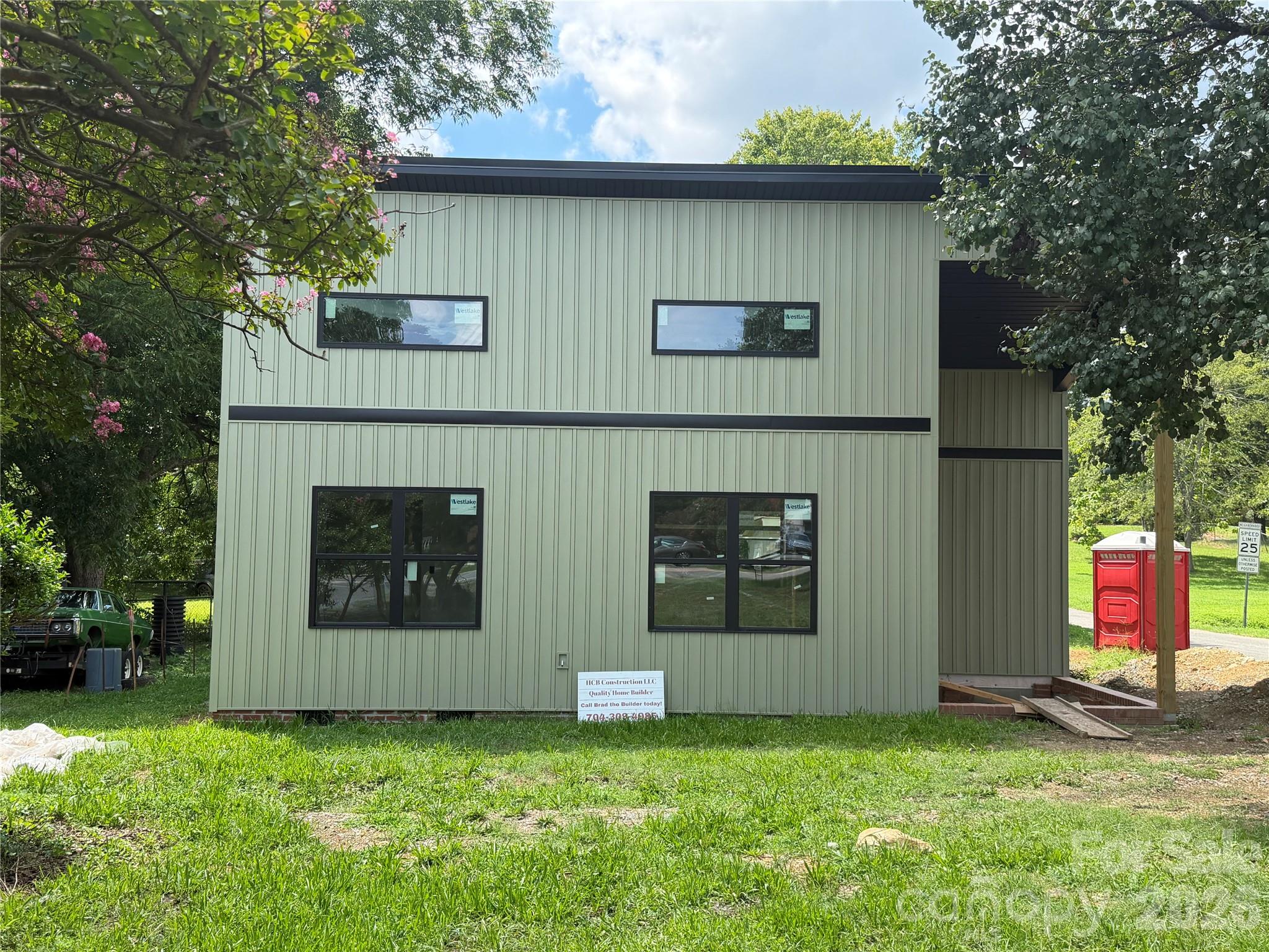 106 Penn Street Property Photo 1