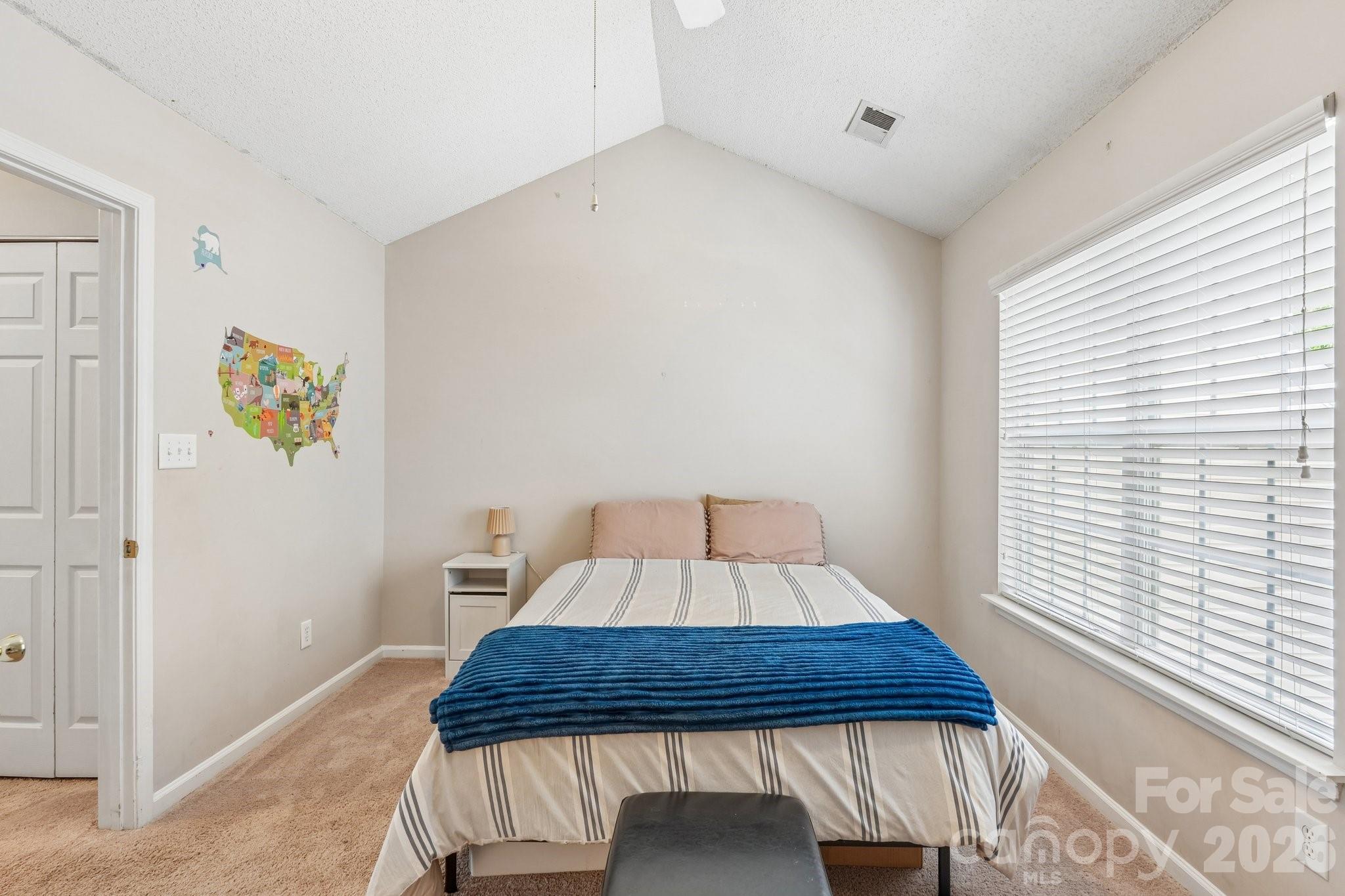 8406 Southgate Commons Drive Property Photo 17