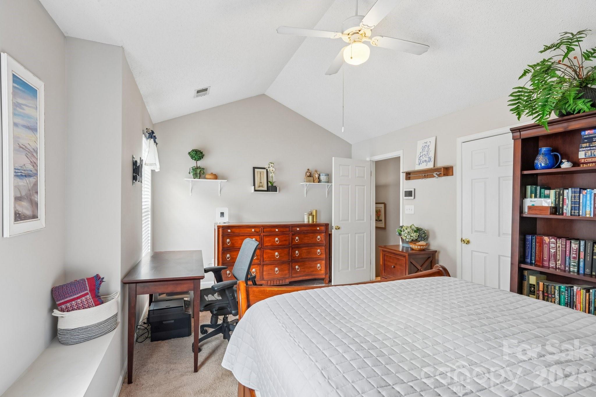8406 Southgate Commons Drive Property Photo 24
