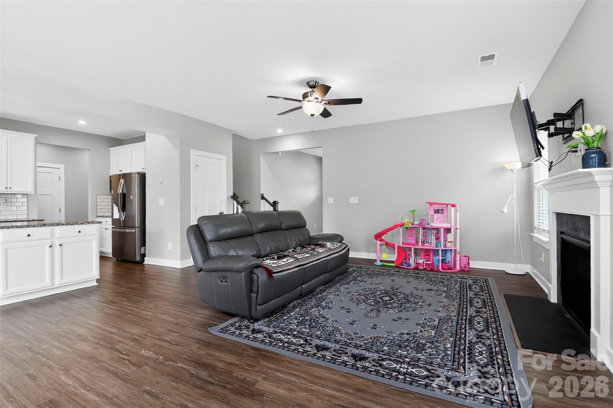2030 Sewall Avenue Property Photo 7