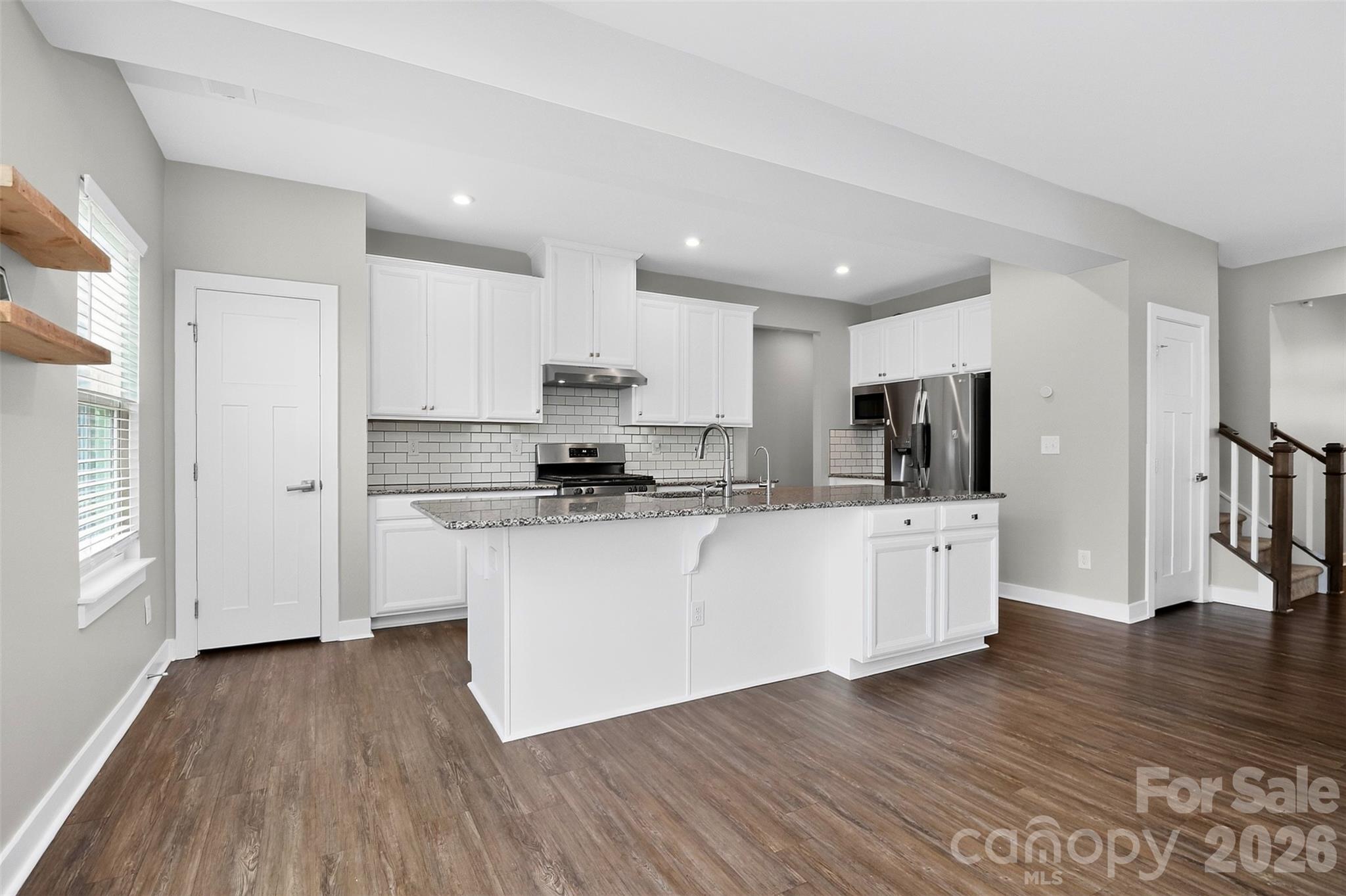 2030 Sewall Avenue Property Photo 10
