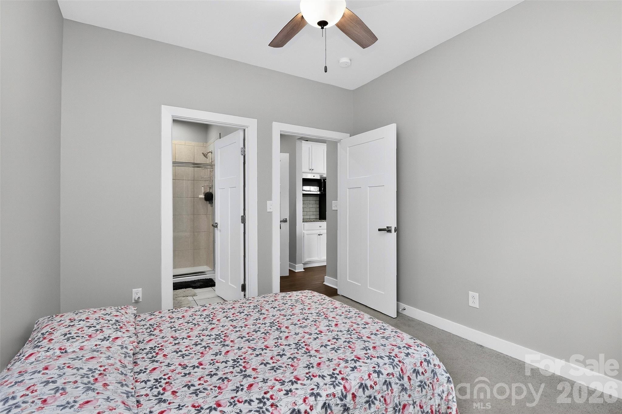 2030 Sewall Avenue Property Photo 18