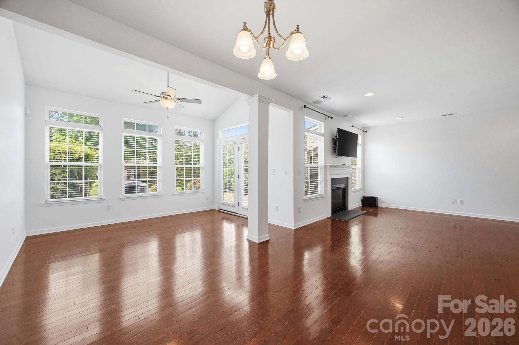 2162 Belle Vernon Avenue Property Photo 8