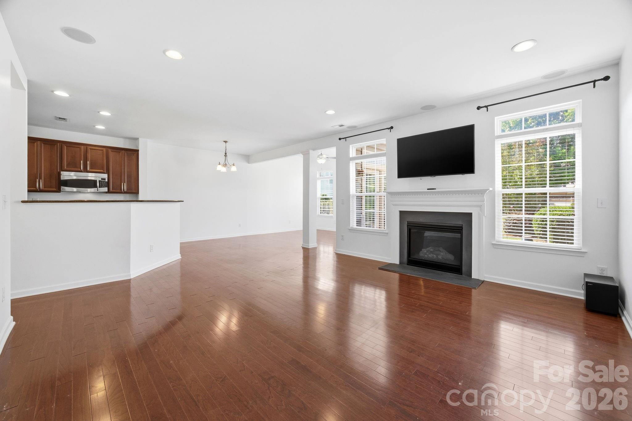 2162 Belle Vernon Avenue Property Photo 11