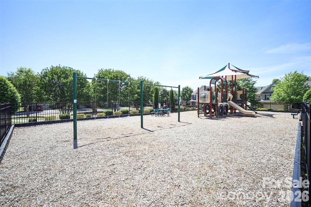 2162 Belle Vernon Avenue Property Photo 41