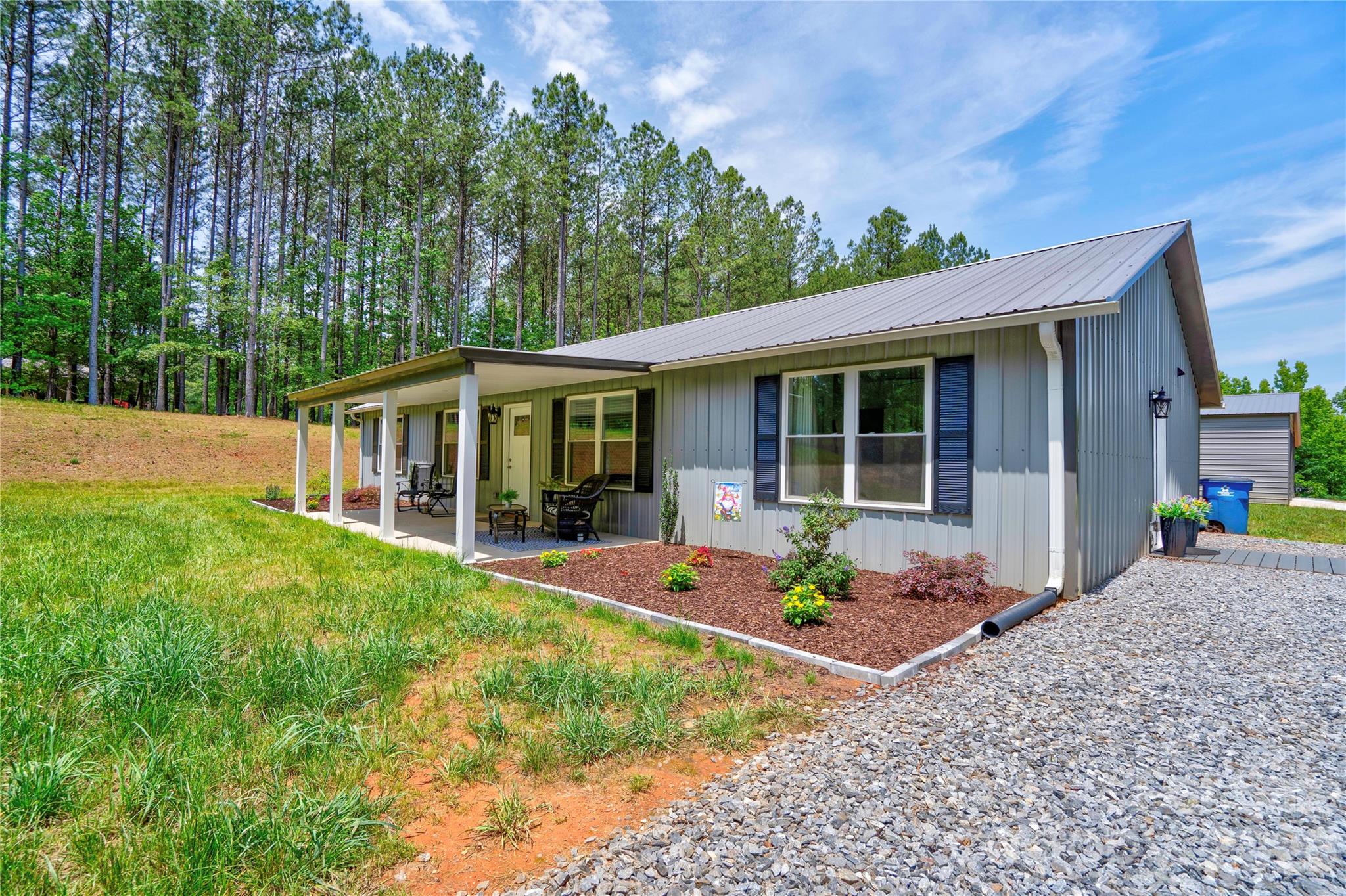 1733 Timber Drive Property Photo 2