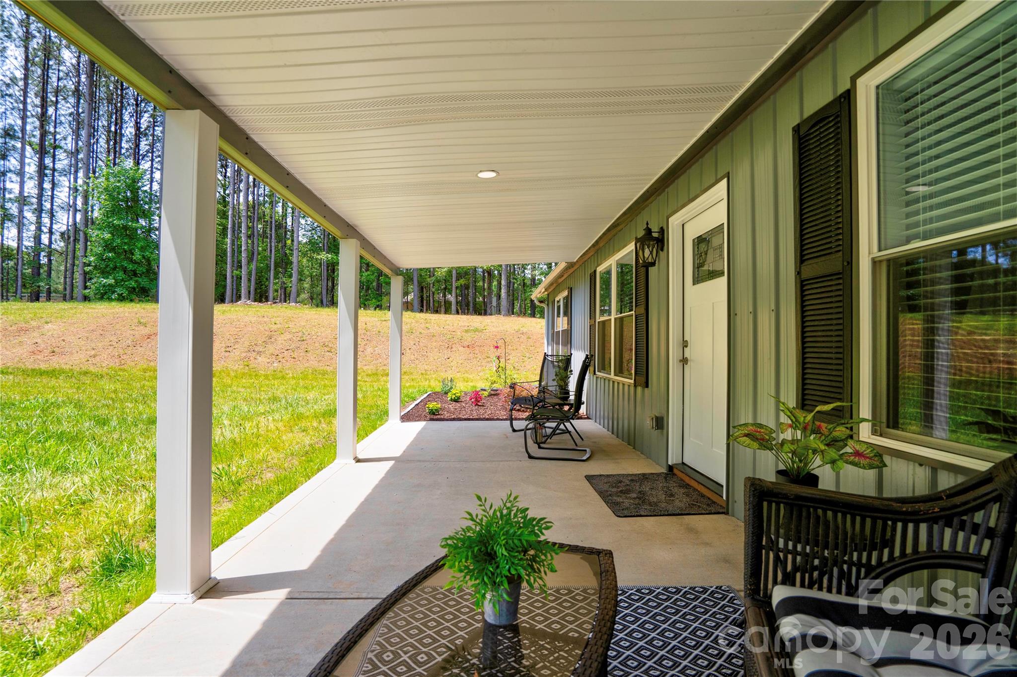 1733 Timber Drive Property Photo 3