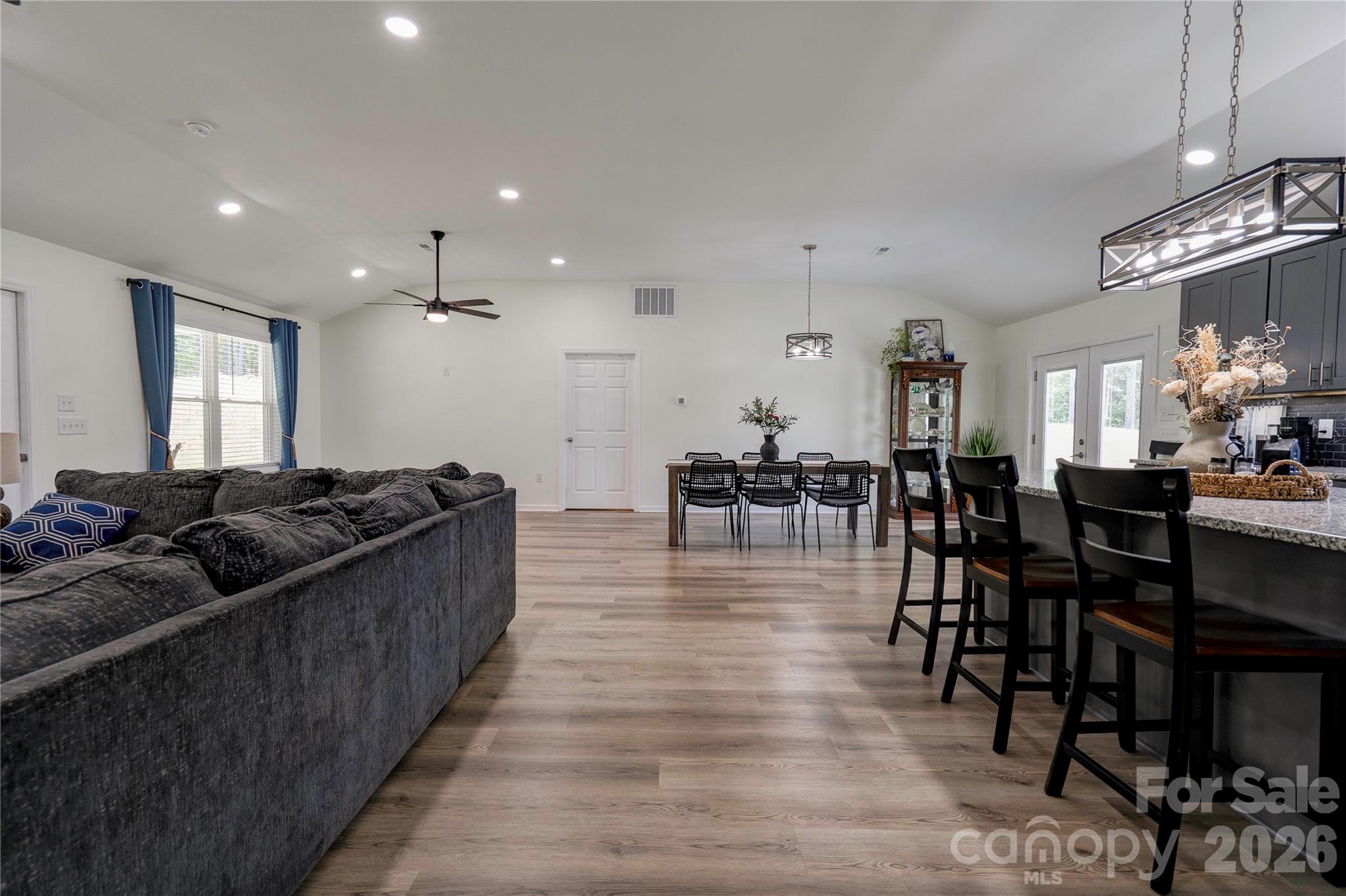 1733 Timber Drive Property Photo 6