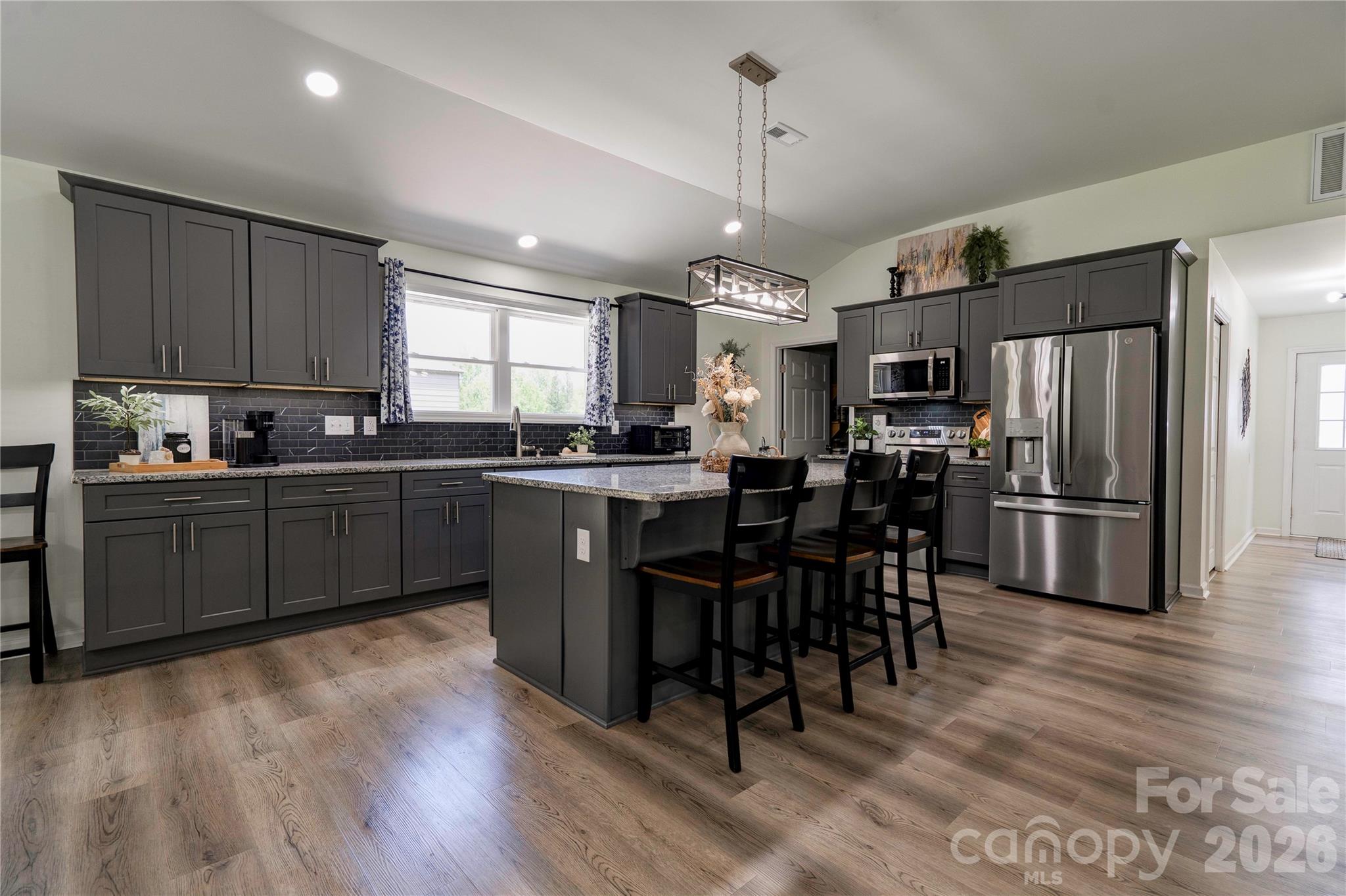 1733 Timber Drive Property Photo 12