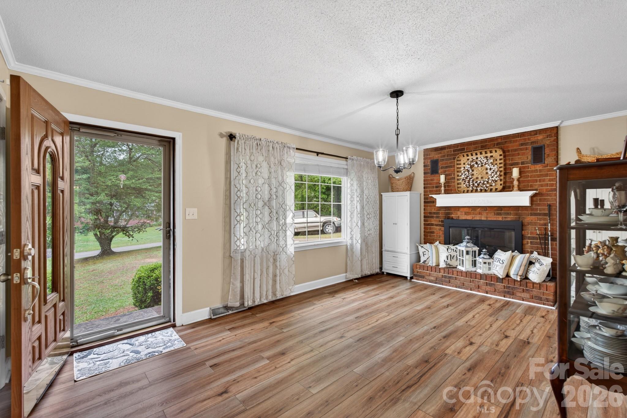 1172 Rainbow Circle Property Photo 11