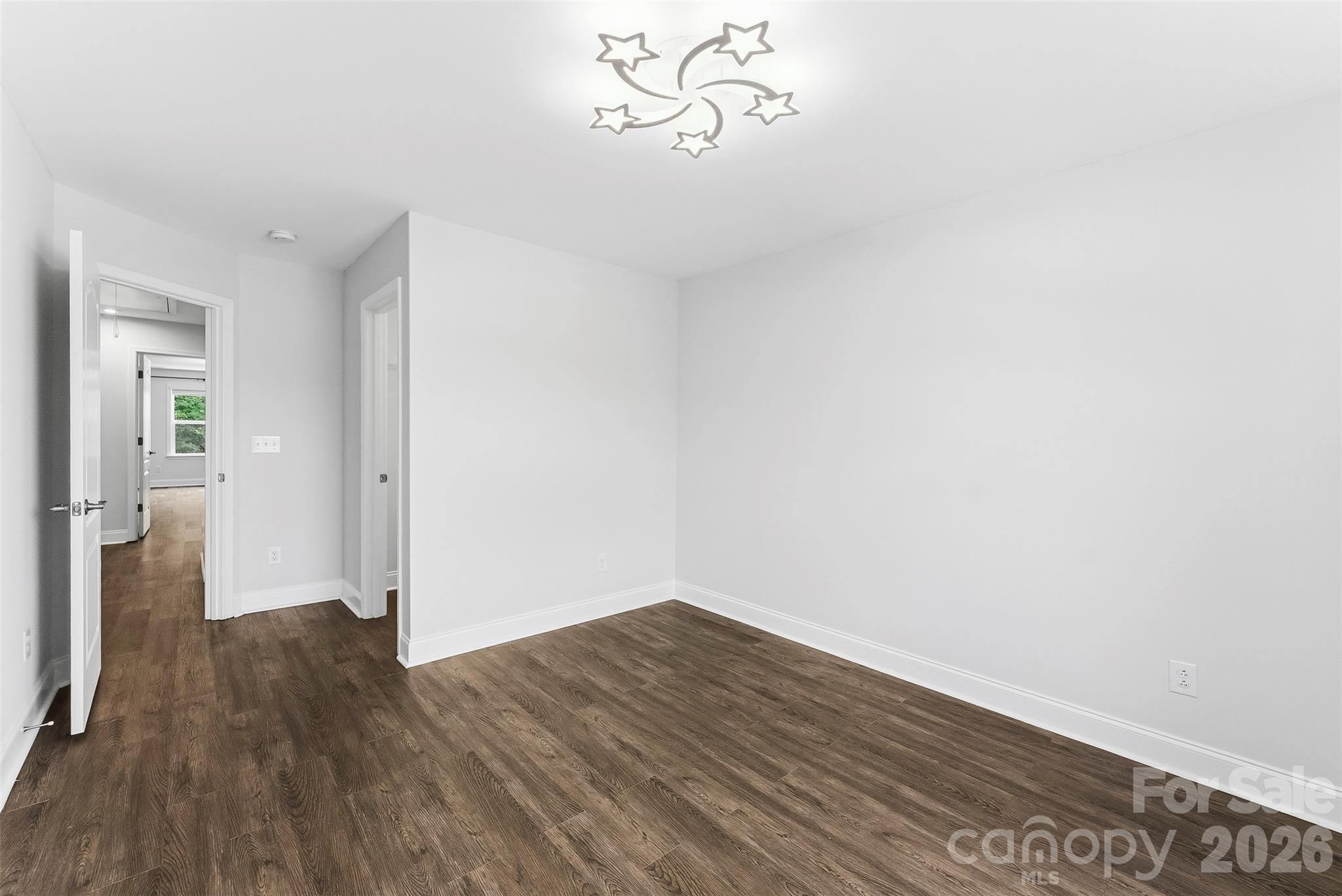 1318 Poppy Way Property Photo 28