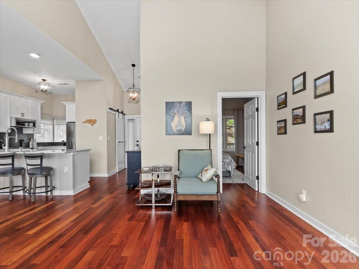 30 Club Villa Court B2 Property Photo 9
