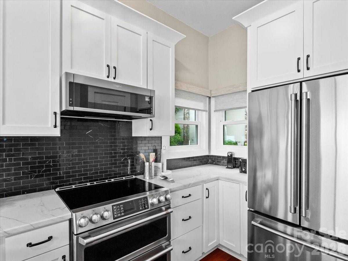 30 Club Villa Court B2 Property Photo 12