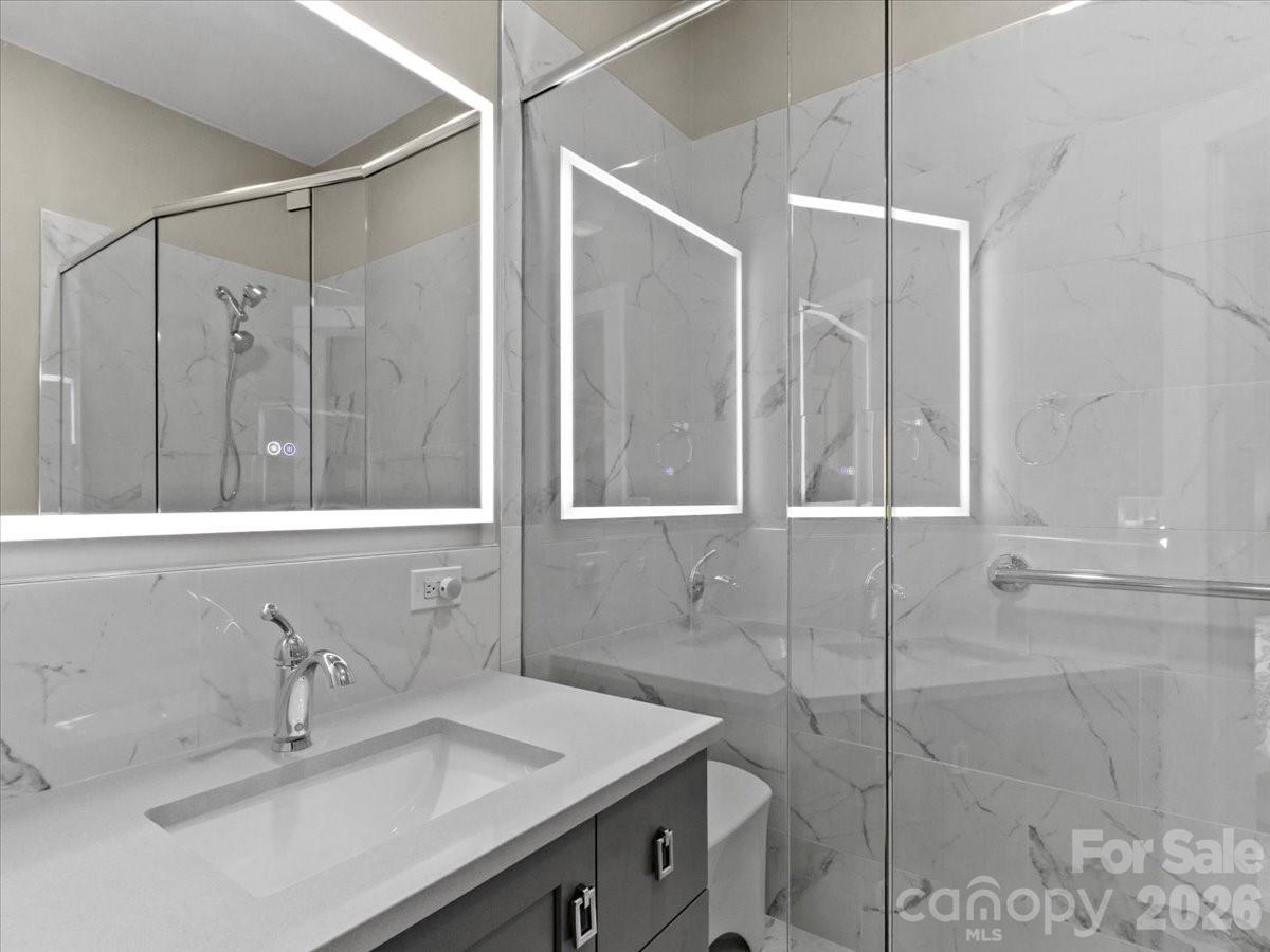30 Club Villa Court B2 Property Photo 30