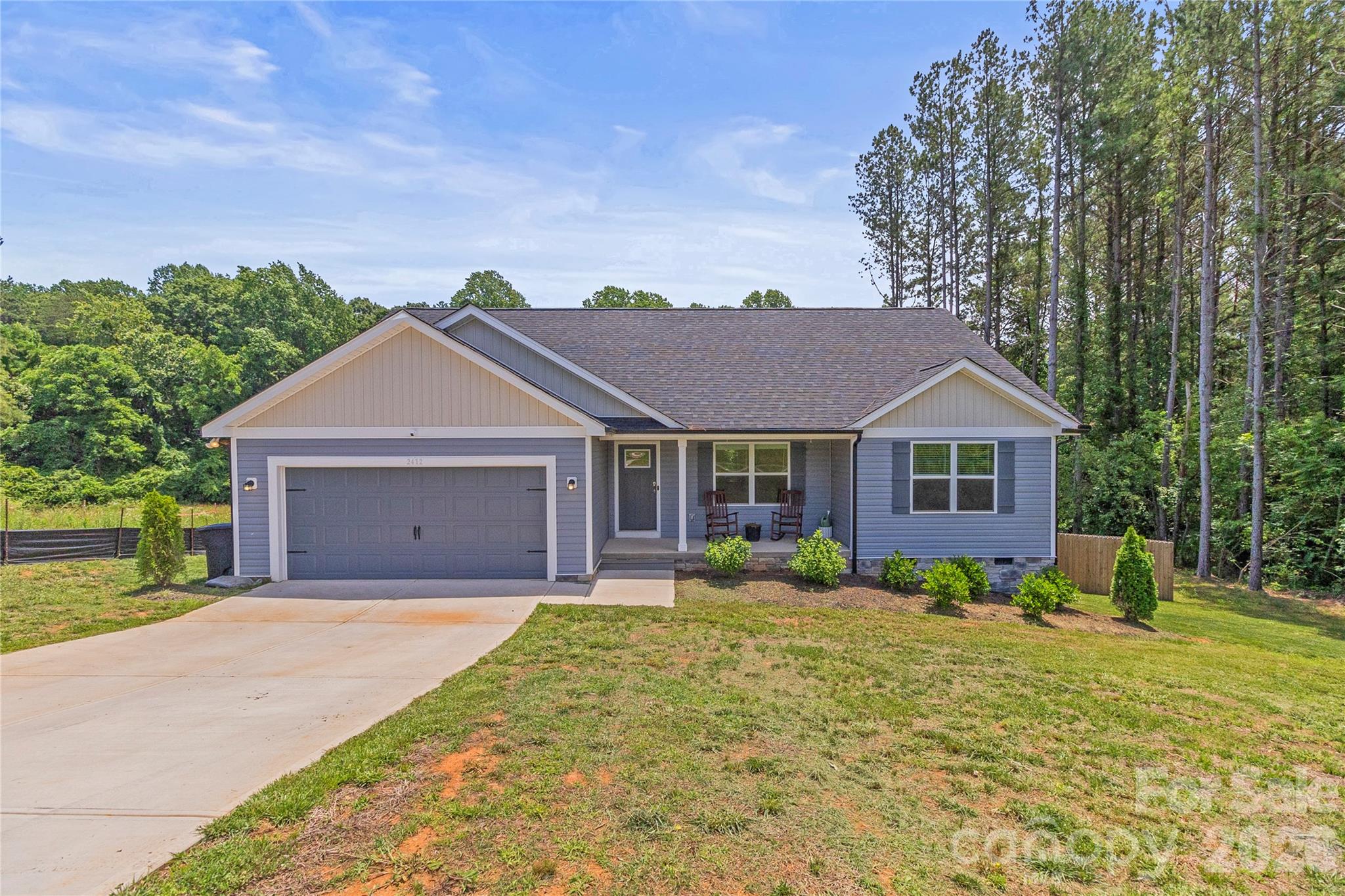 2412 Mintew Circle