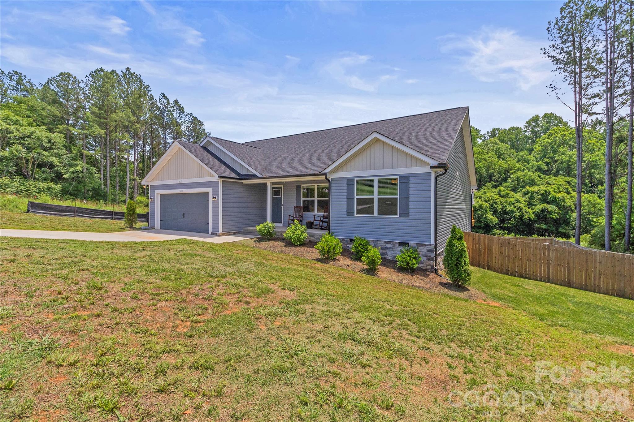 2412 Mintew Circle Property Photo 3