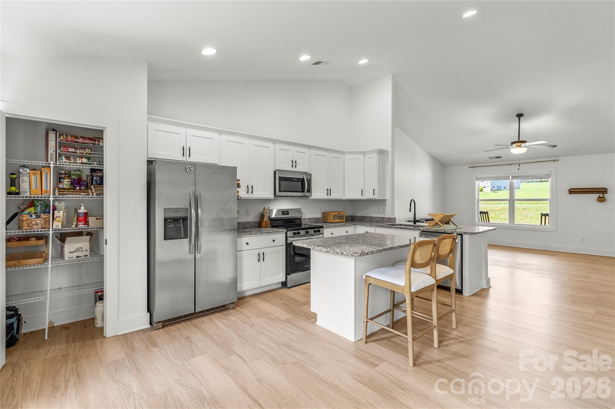 2412 Mintew Circle Property Photo 10