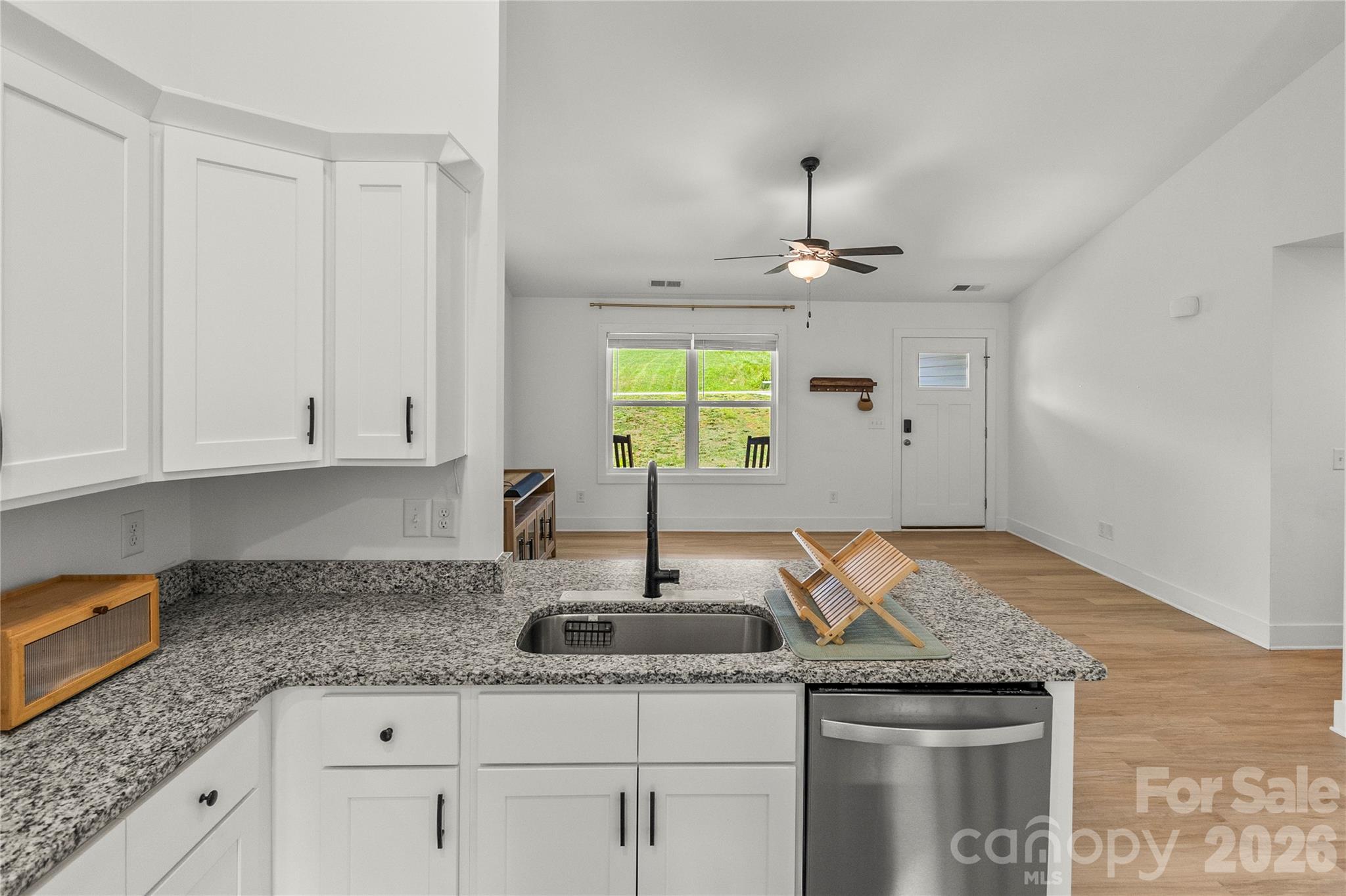 2412 Mintew Circle Property Photo 14