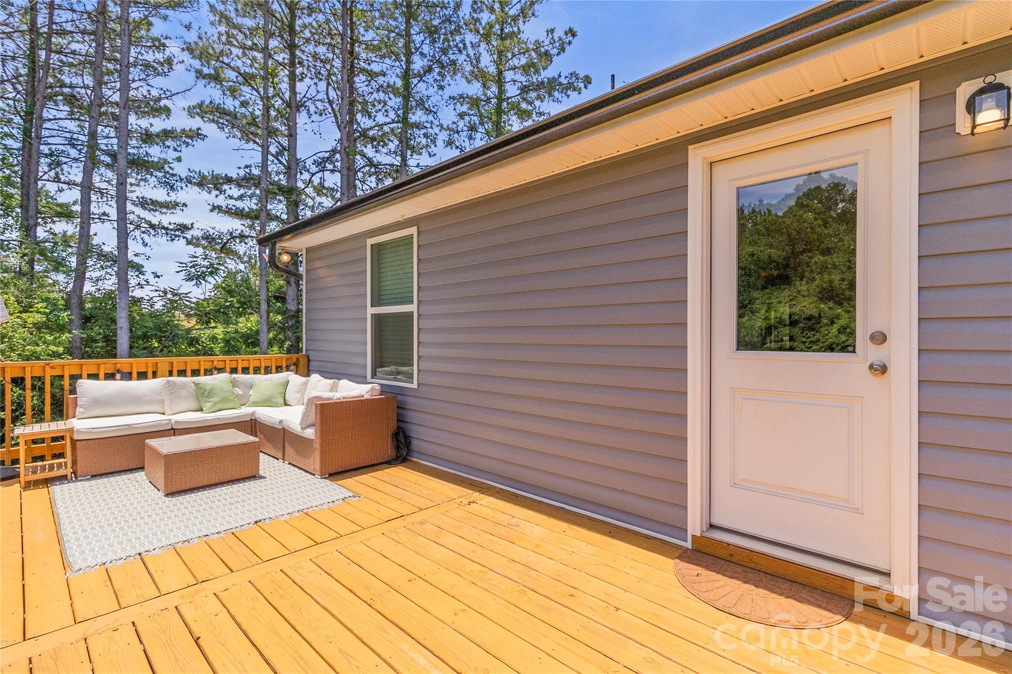 2412 Mintew Circle Property Photo 16