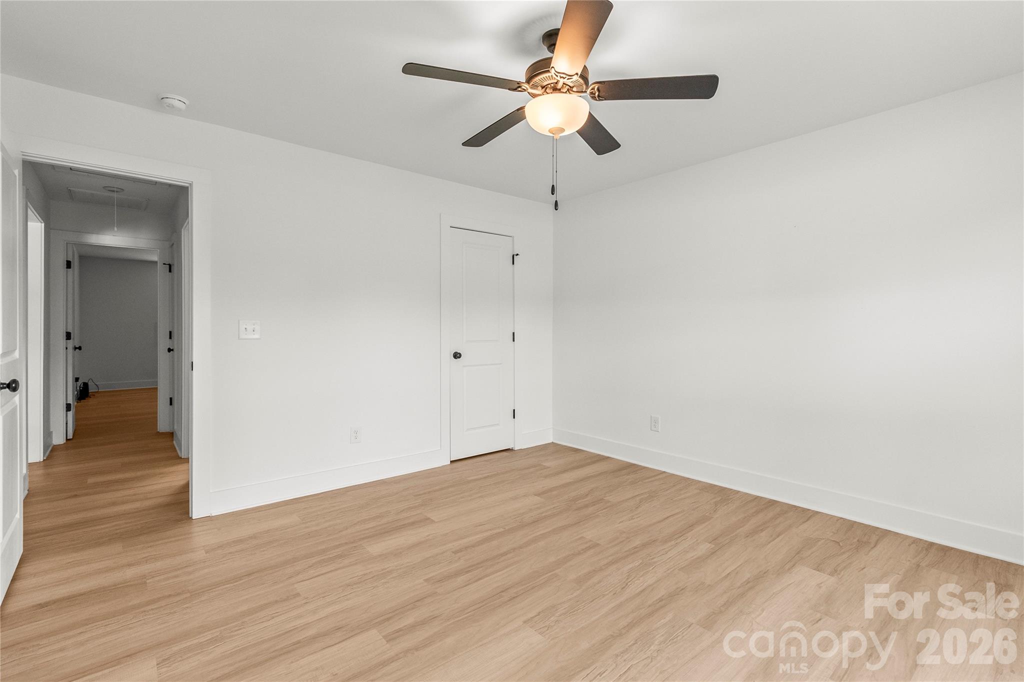 2412 Mintew Circle Property Photo 26
