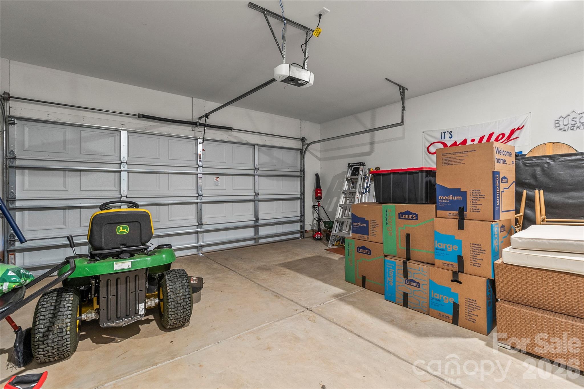 2412 Mintew Circle Property Photo 31
