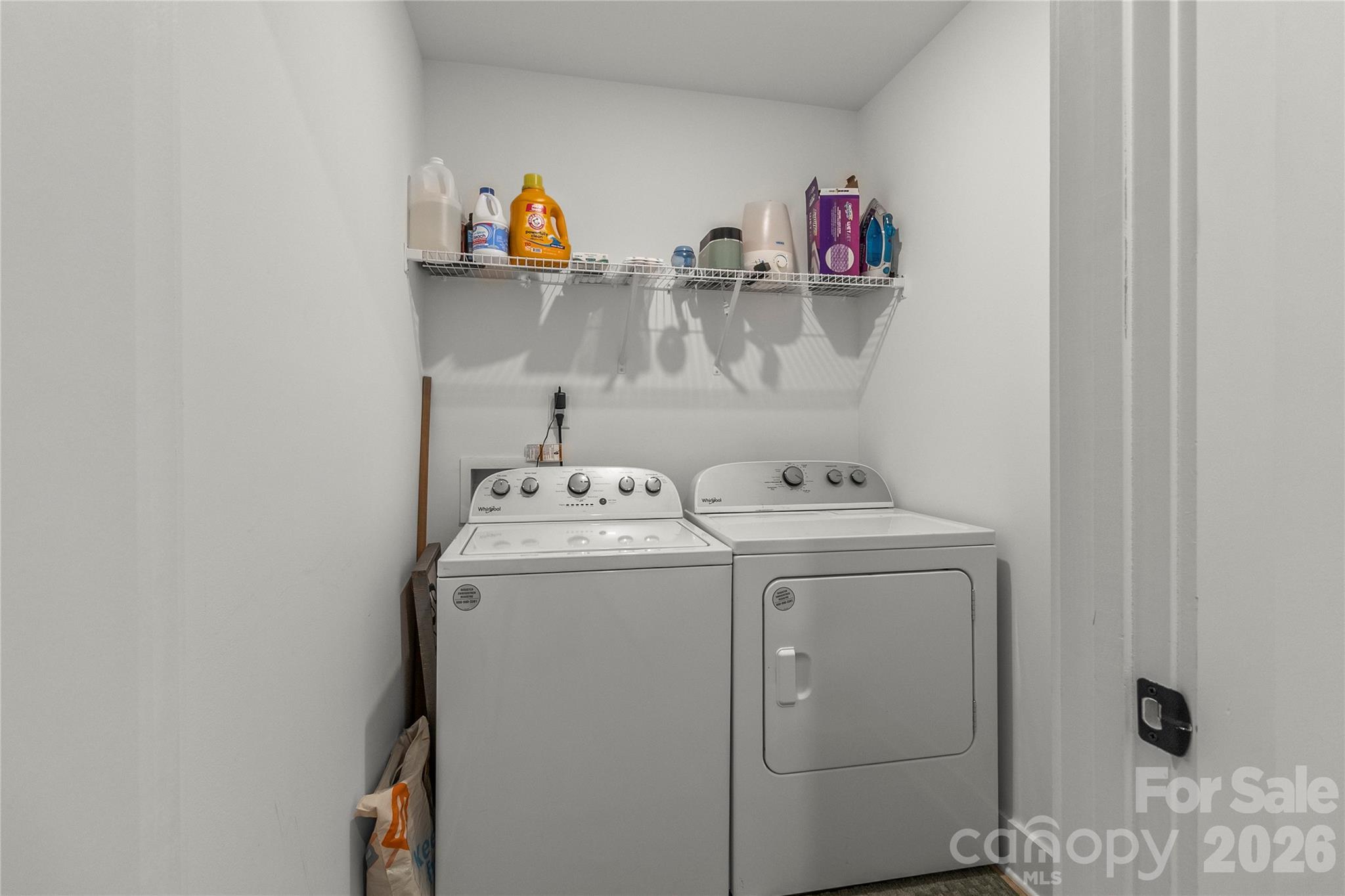 2412 Mintew Circle Property Photo 32