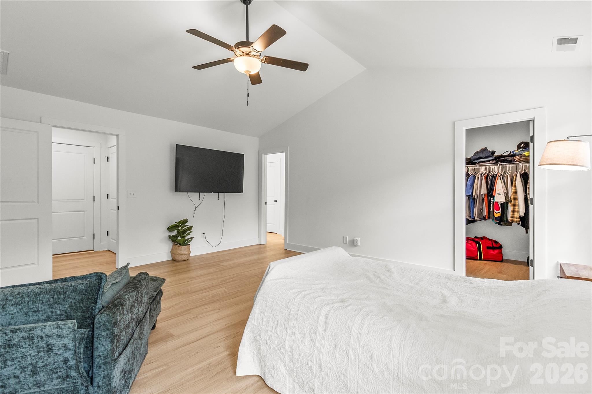 2412 Mintew Circle Property Photo 33