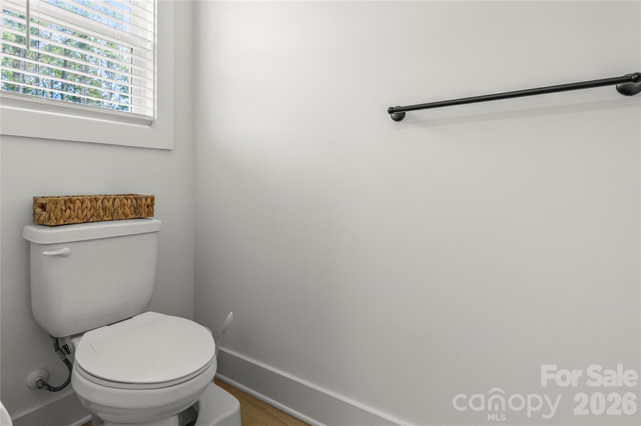 2412 Mintew Circle Property Photo 39