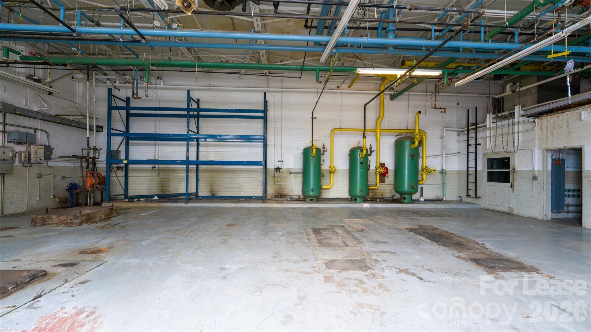 128 Bingham Road Suite 725 Property Photo 5