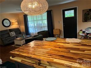 4685 Rock Creek Road Property Photo 5