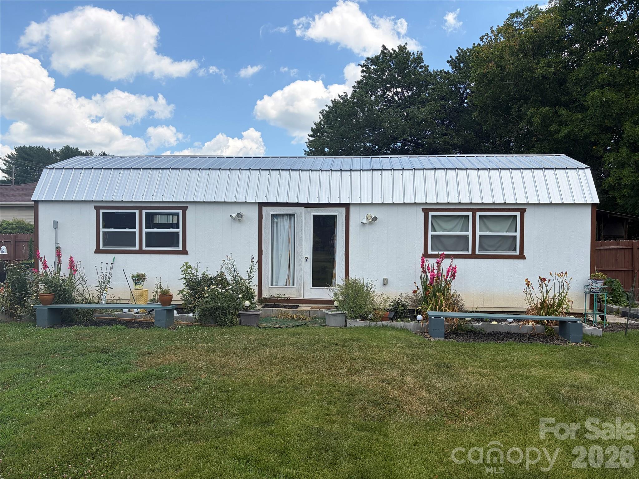 4685 Rock Creek Road Property Photo 14