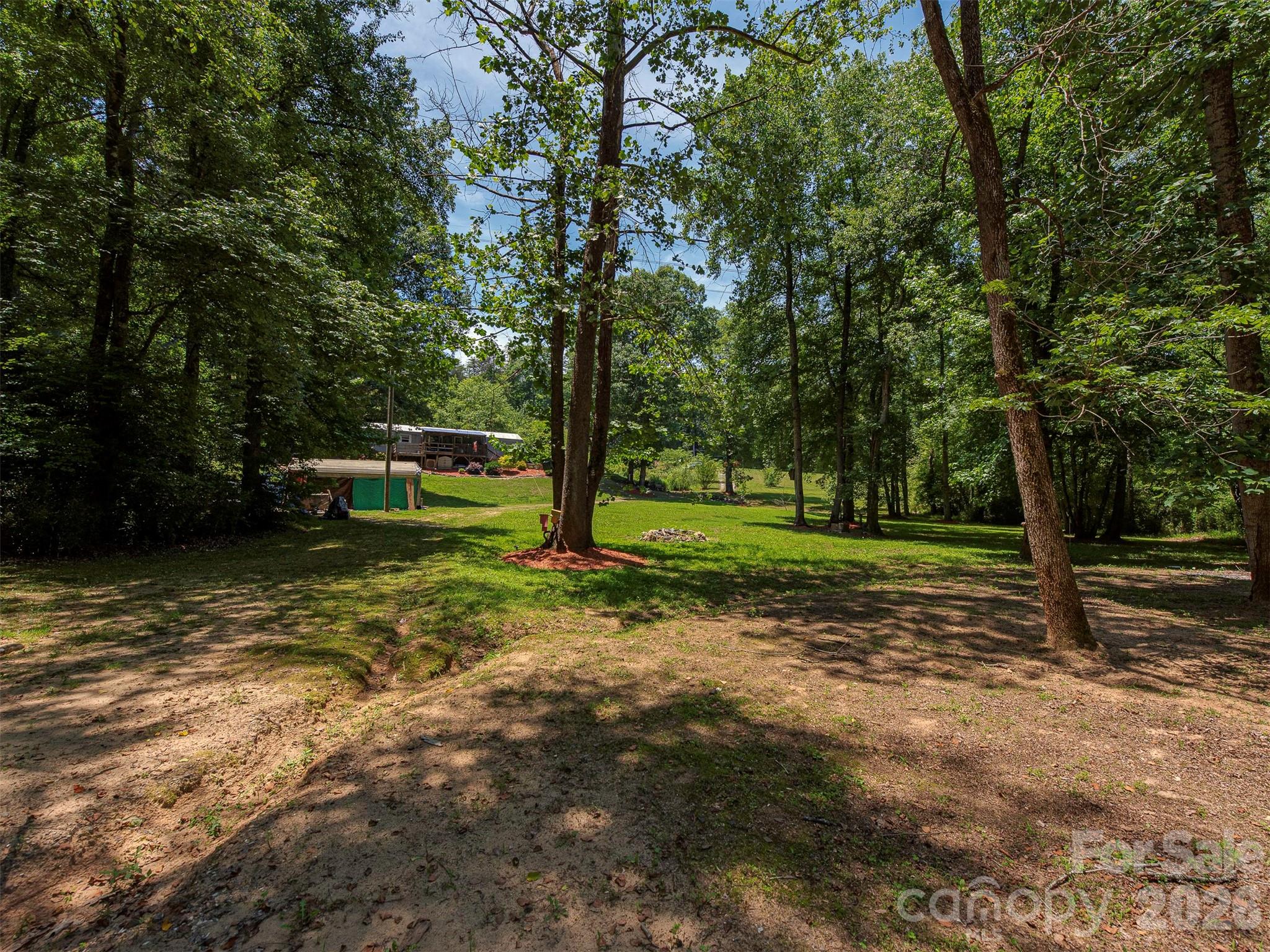 3901 Hickory Highway Property Photo 9