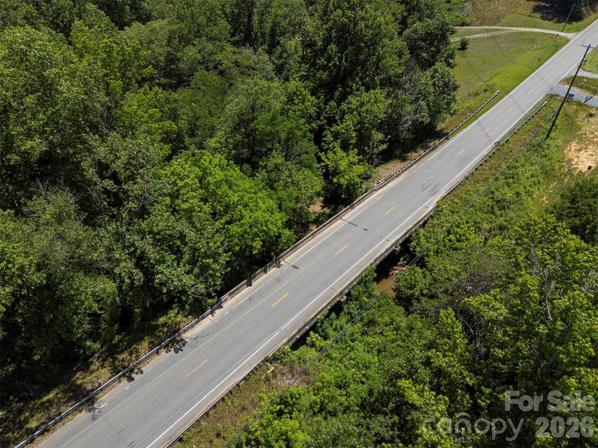 3901 Hickory Highway Property Photo 33