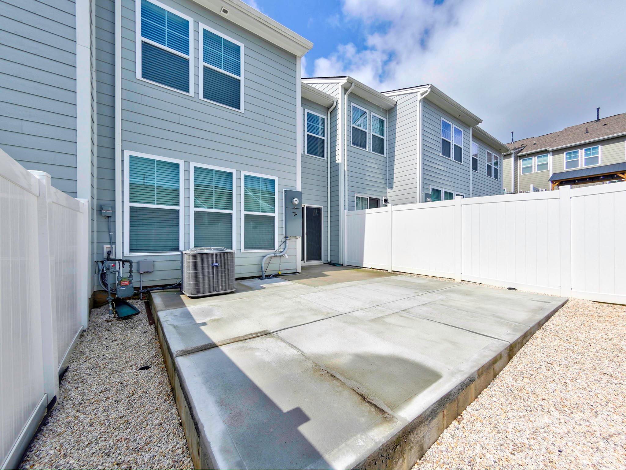915 Emma Kate Court Property Photo 29