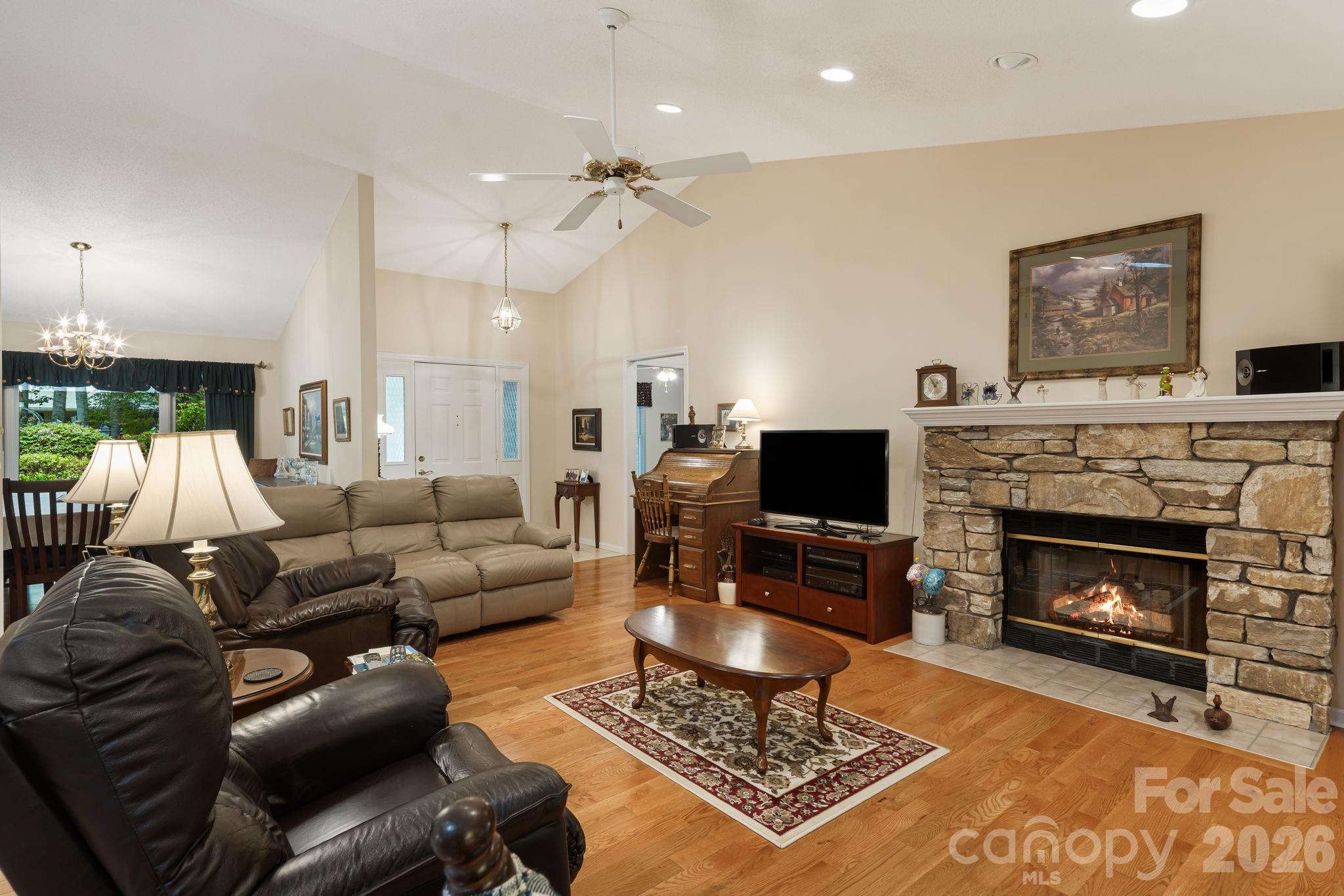 1851 Riverview Court Property Photo 9