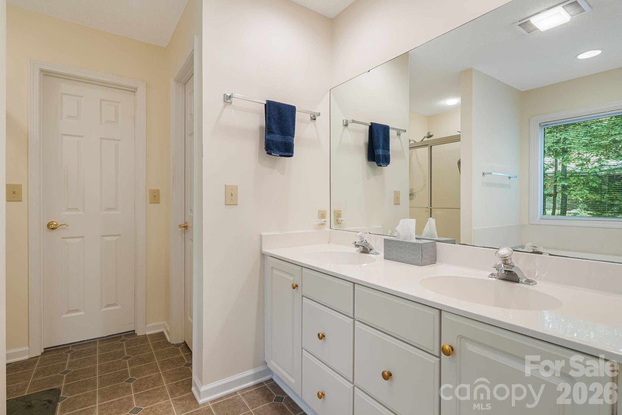 1851 Riverview Court Property Photo 21