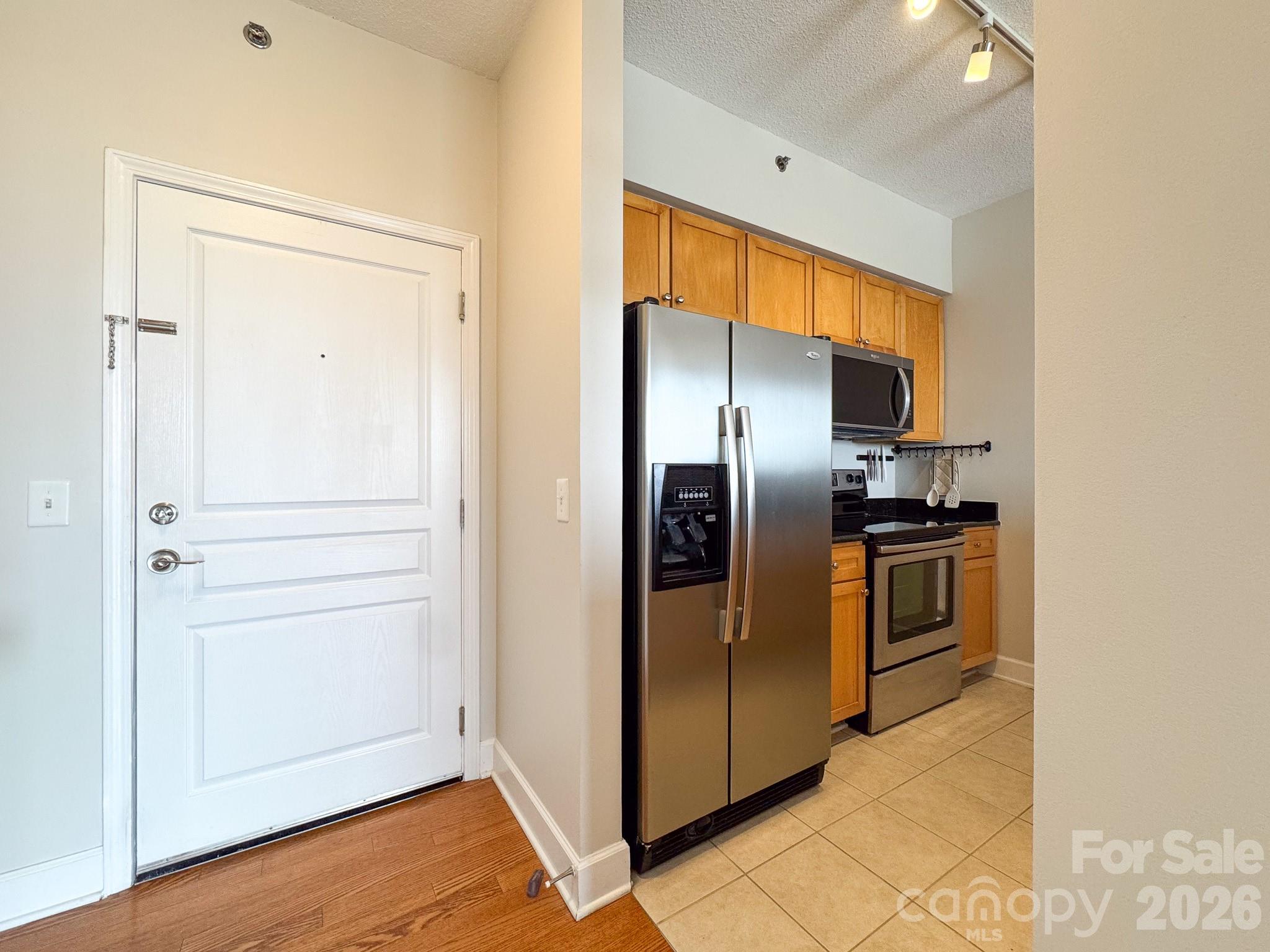 1315 East Boulevard 814 Property Photo 6