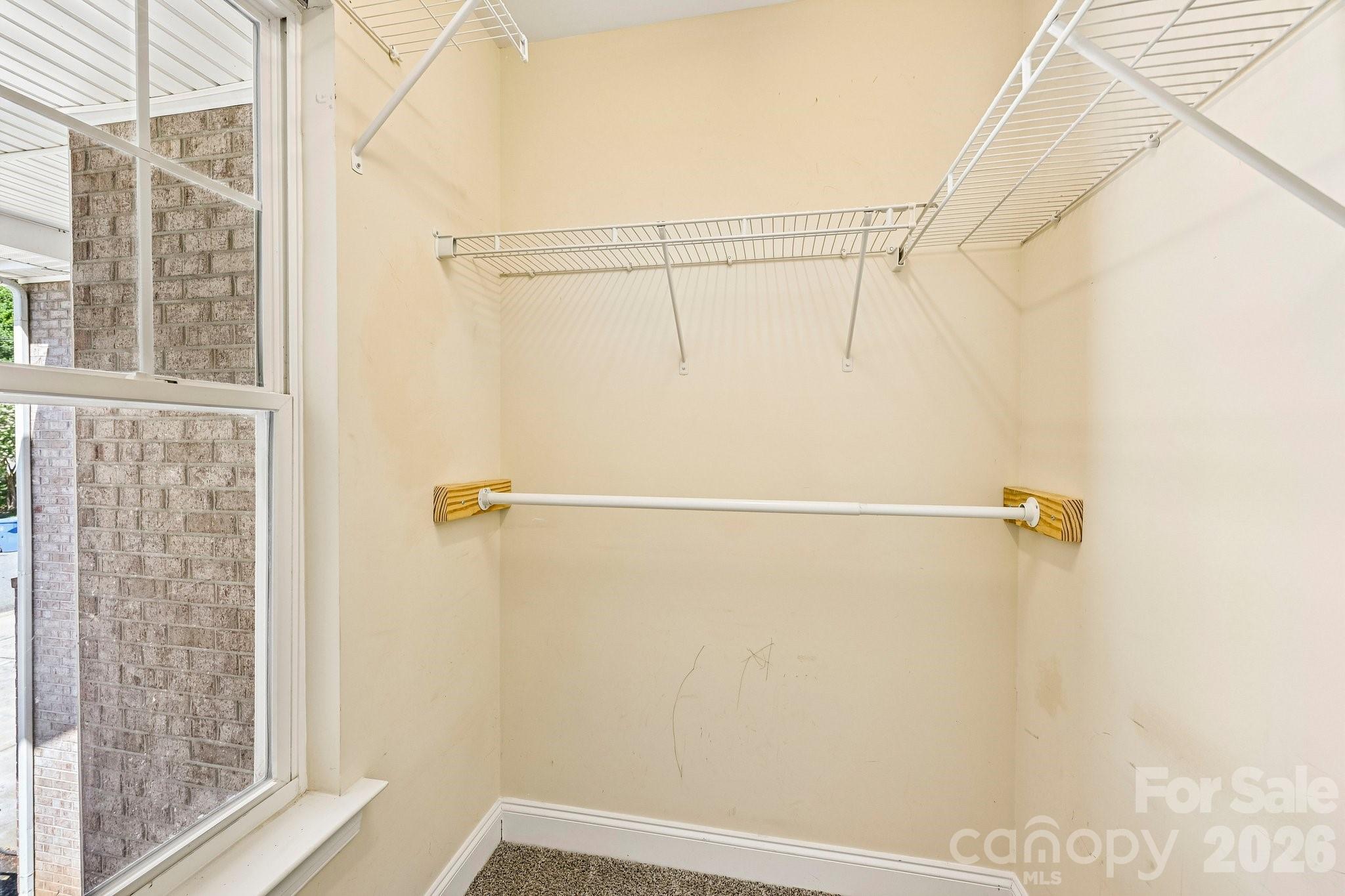 109 Sherman Oaks Lane Property Photo 18