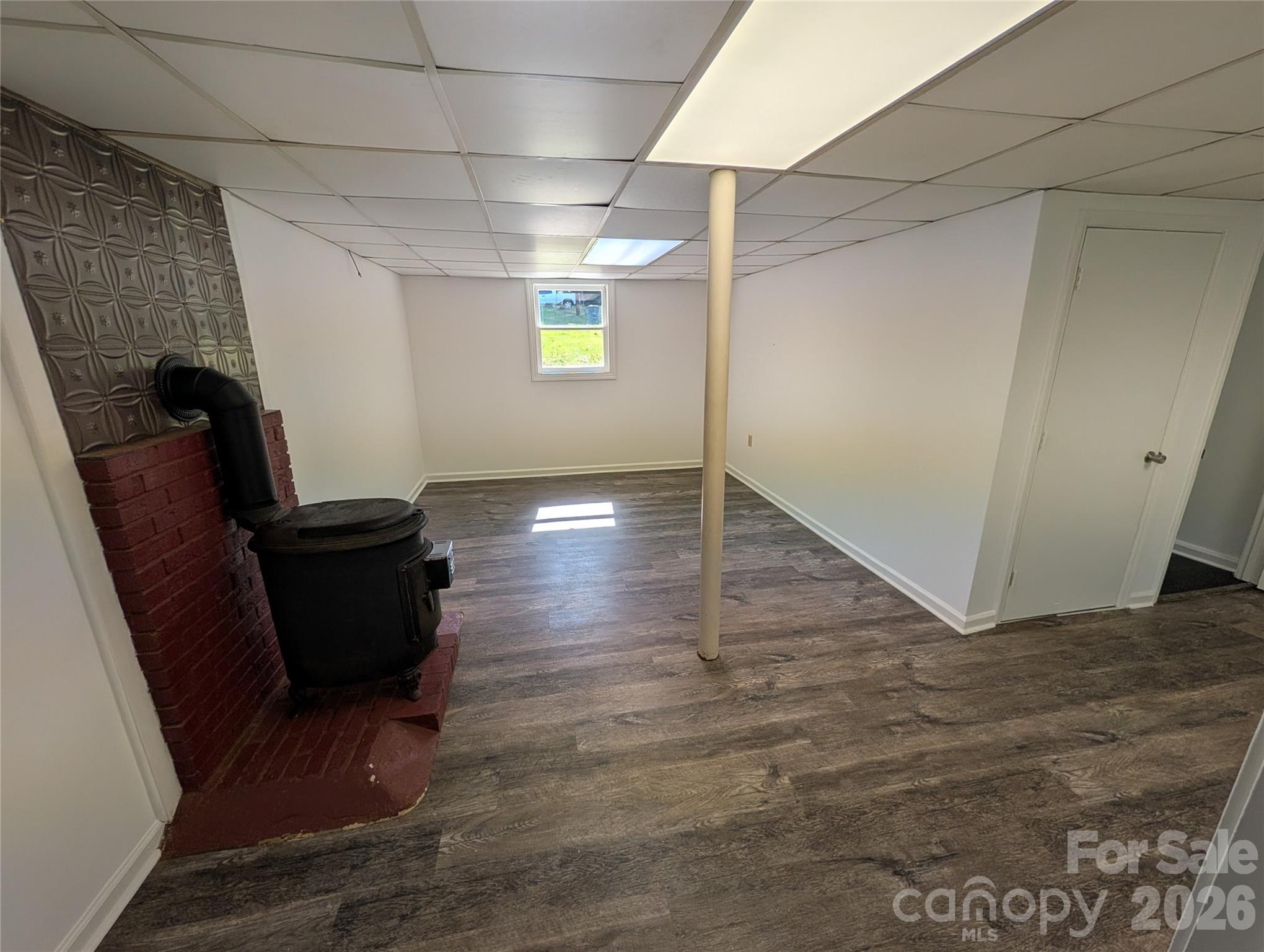 3822 Newhall Drive Property Photo 12