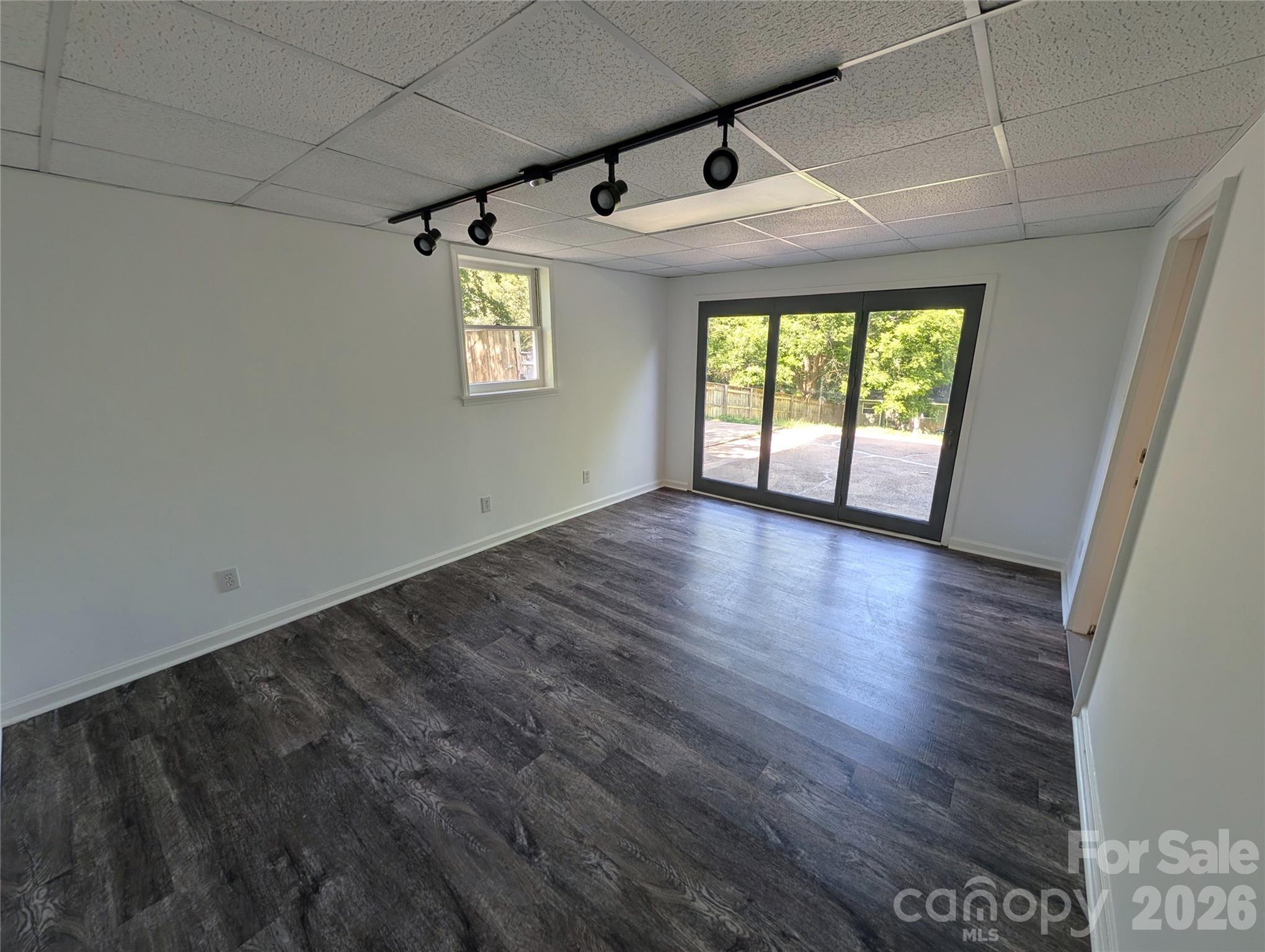 3822 Newhall Drive Property Photo 18